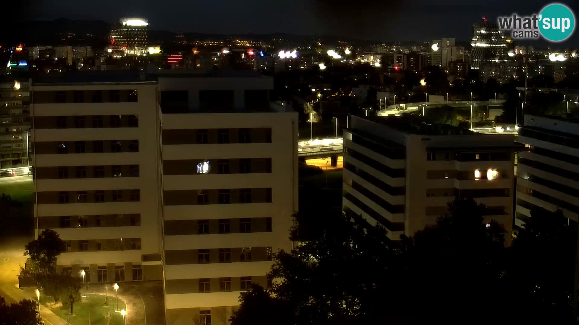Krožišče Slavonske in Marin Držićeve ulice v Zagrebu v živo