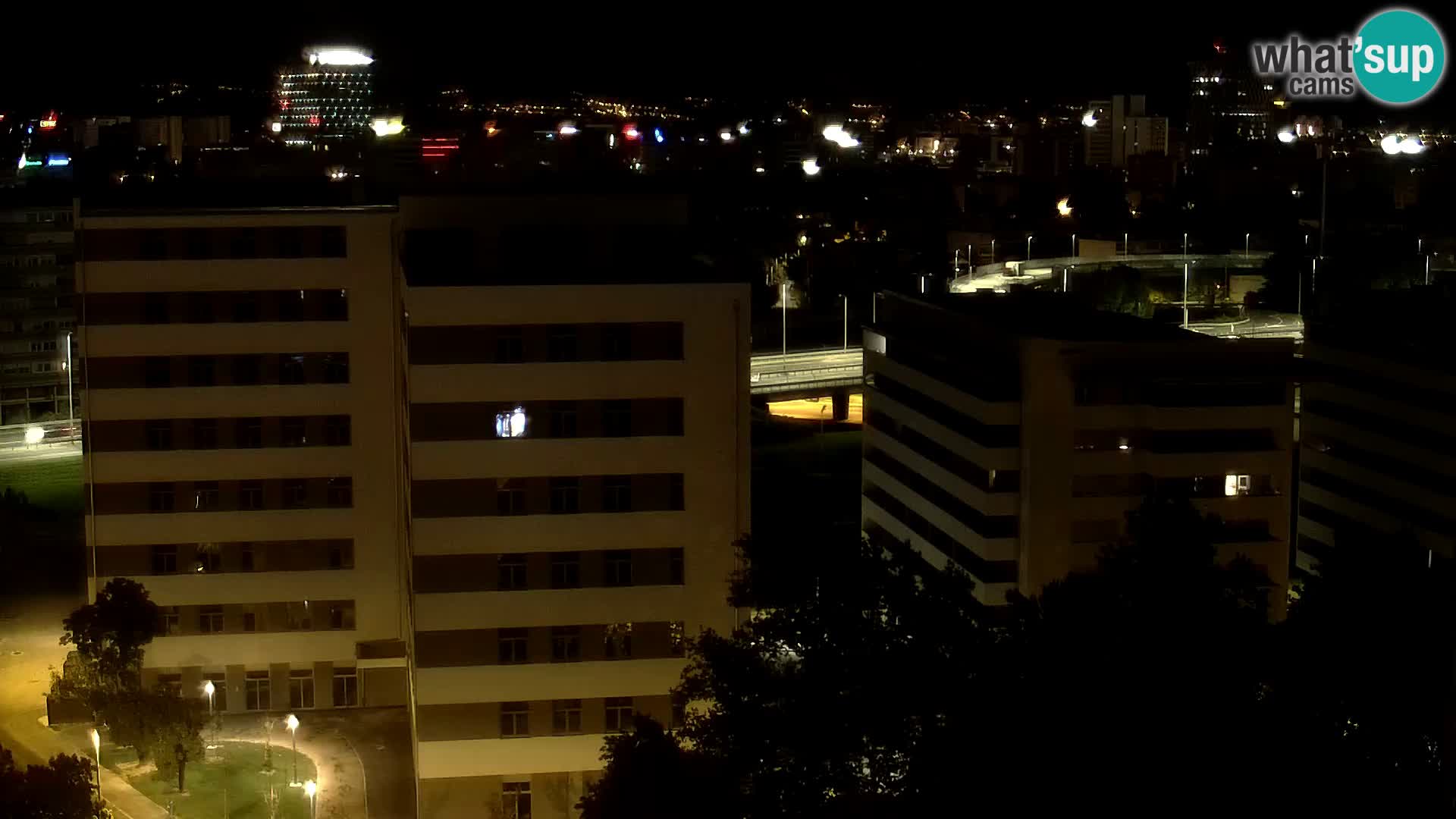 Krožišče Slavonske in Marin Držićeve ulice v Zagrebu v živo