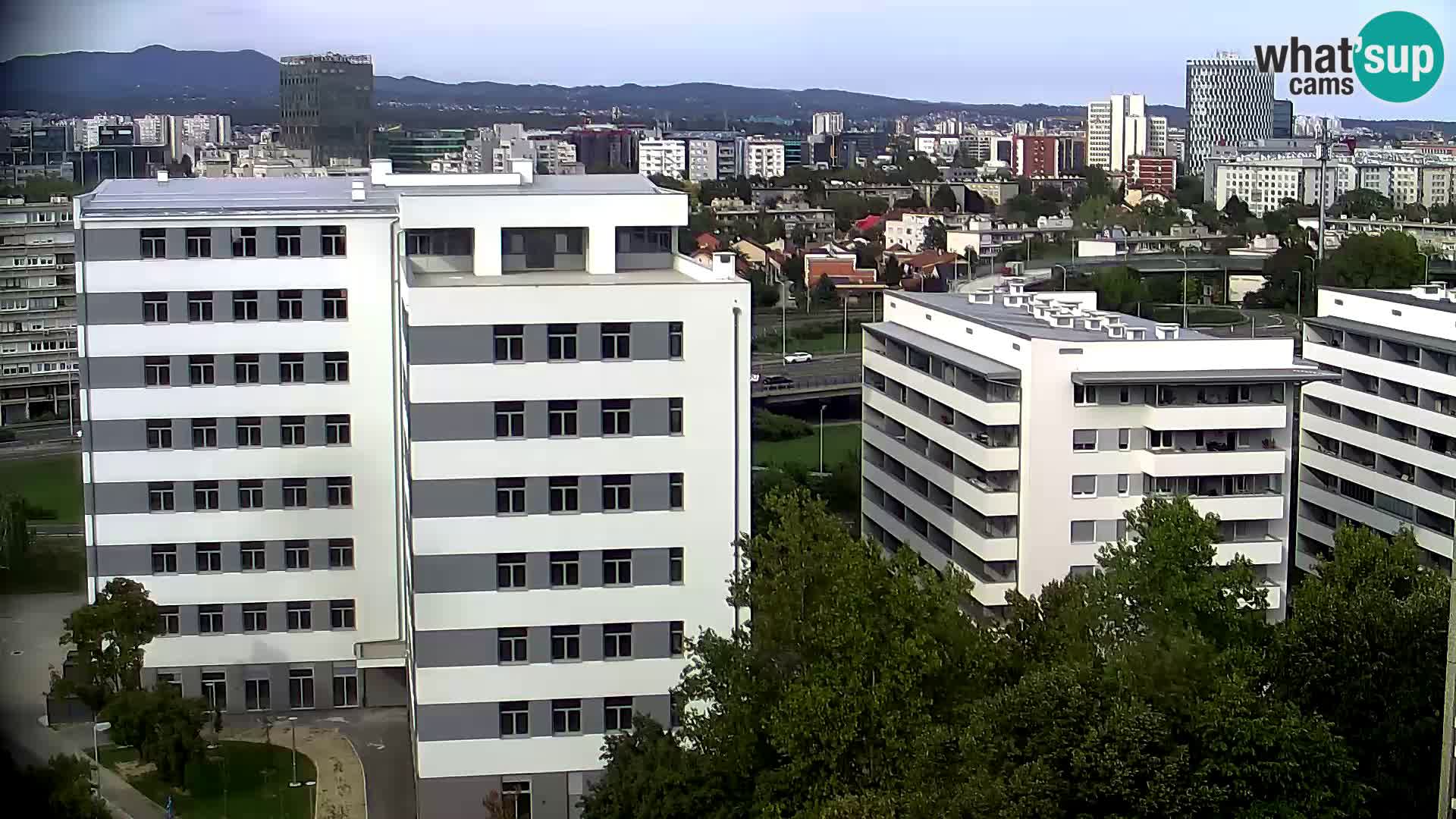 Live Interchange of Slavonska Avenue and Marin Držić Avenue in Zagreb webcam