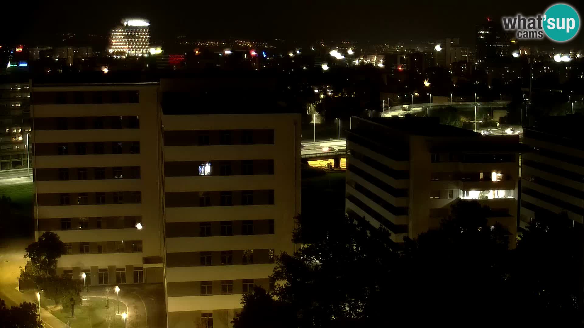 Live-Kreisverkehr Slavonska und Marin Držić Avenue zur Zagreb Webcam