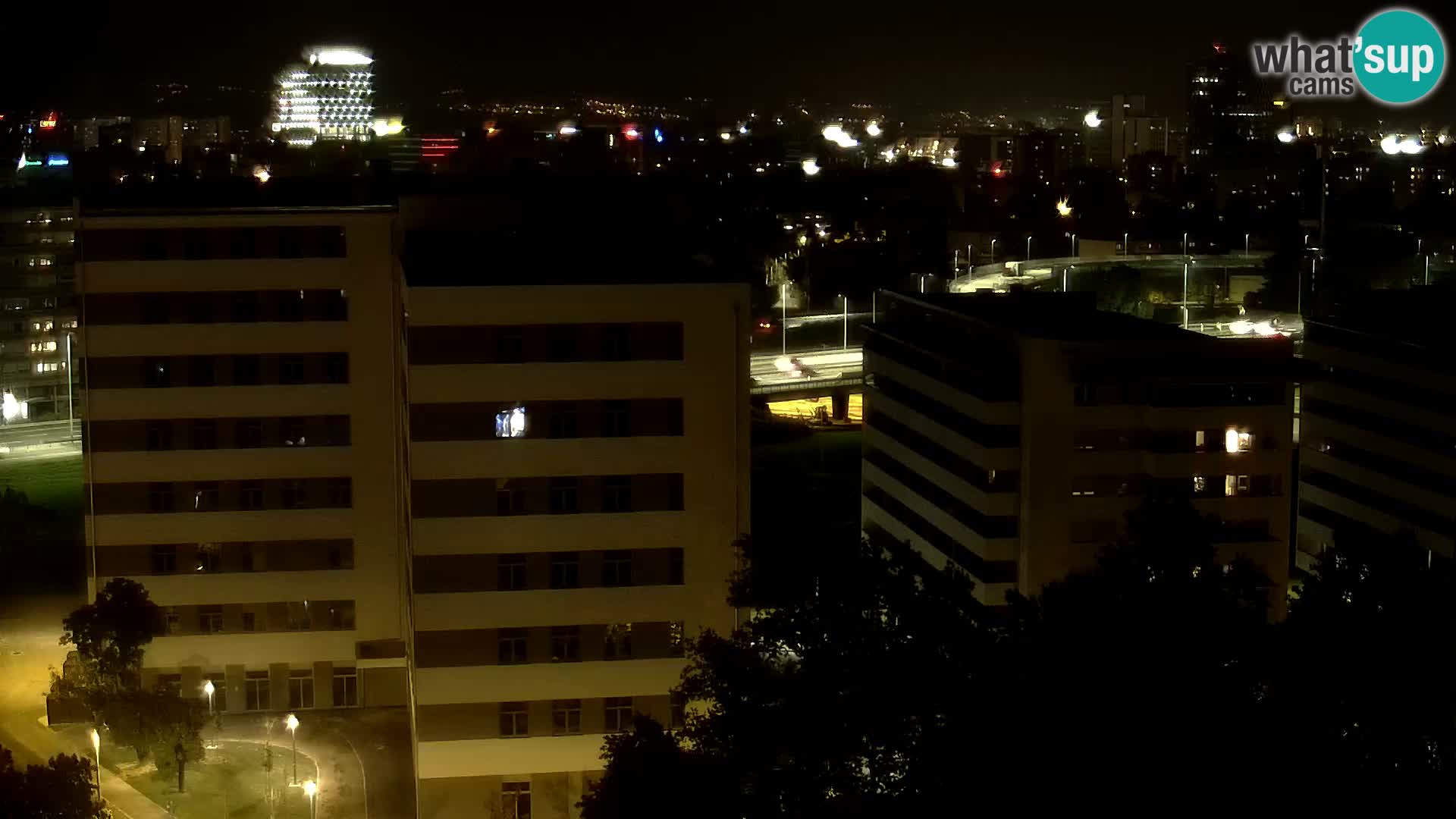 Live-Kreisverkehr Slavonska und Marin Držić Avenue zur Zagreb Webcam
