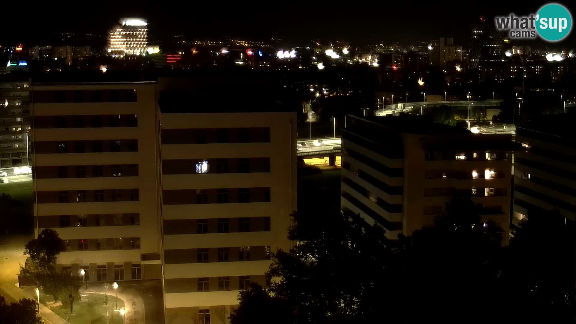 Krožišče Slavonske in Marin Držićeve ulice v Zagrebu v živo