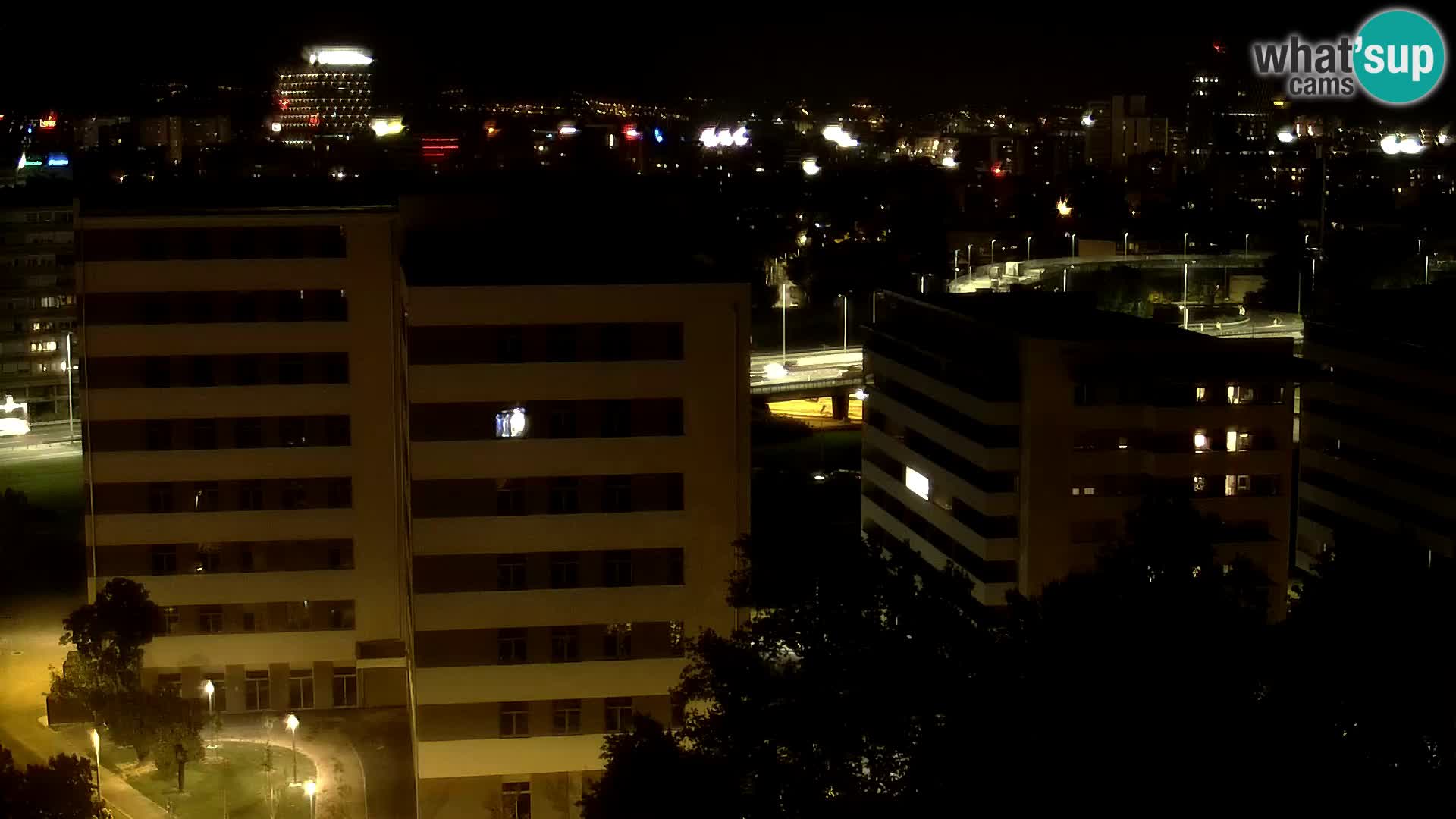 Krožišče Slavonske in Marin Držićeve ulice v Zagrebu v živo