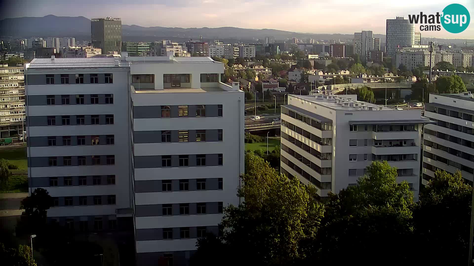 Rotatoria e incrocio viale Slavonska e Marin Držić  – webcam di Zagabria