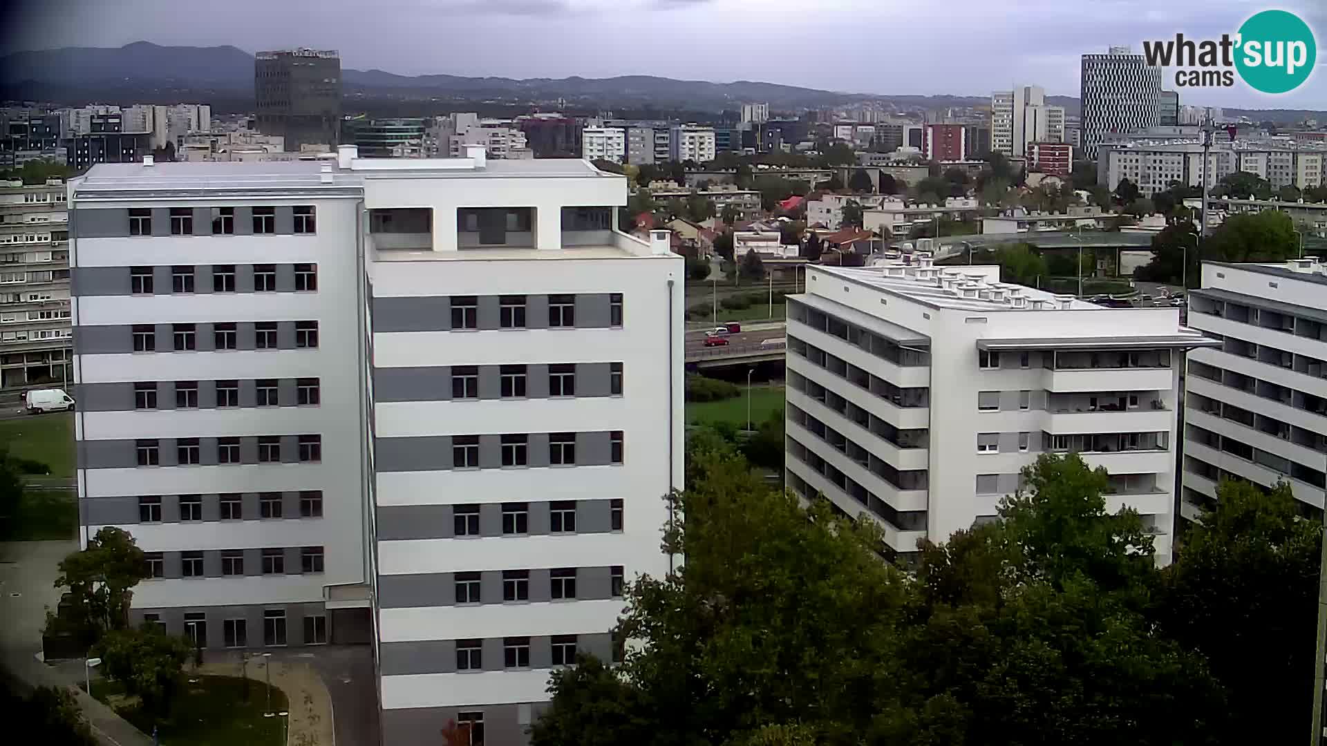 Krožišče Slavonske in Marin Držićeve ulice v Zagrebu v živo