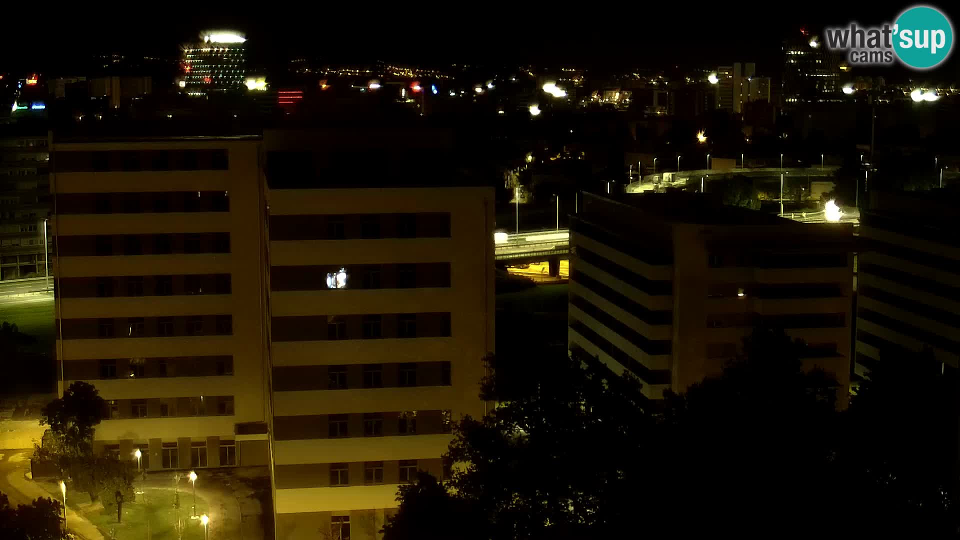 Live-Kreisverkehr Slavonska und Marin Držić Avenue zur Zagreb Webcam