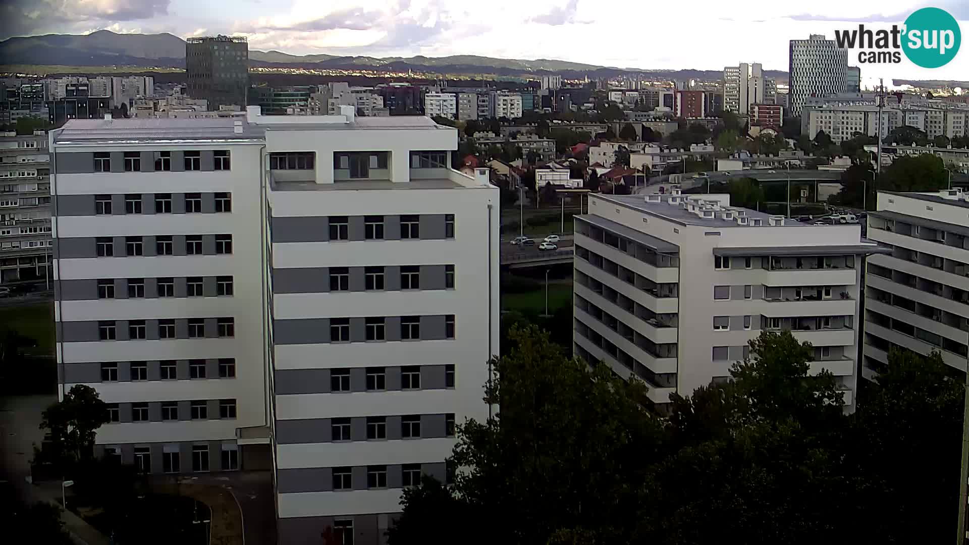 Rotatoria e incrocio viale Slavonska e Marin Držić  – webcam di Zagabria