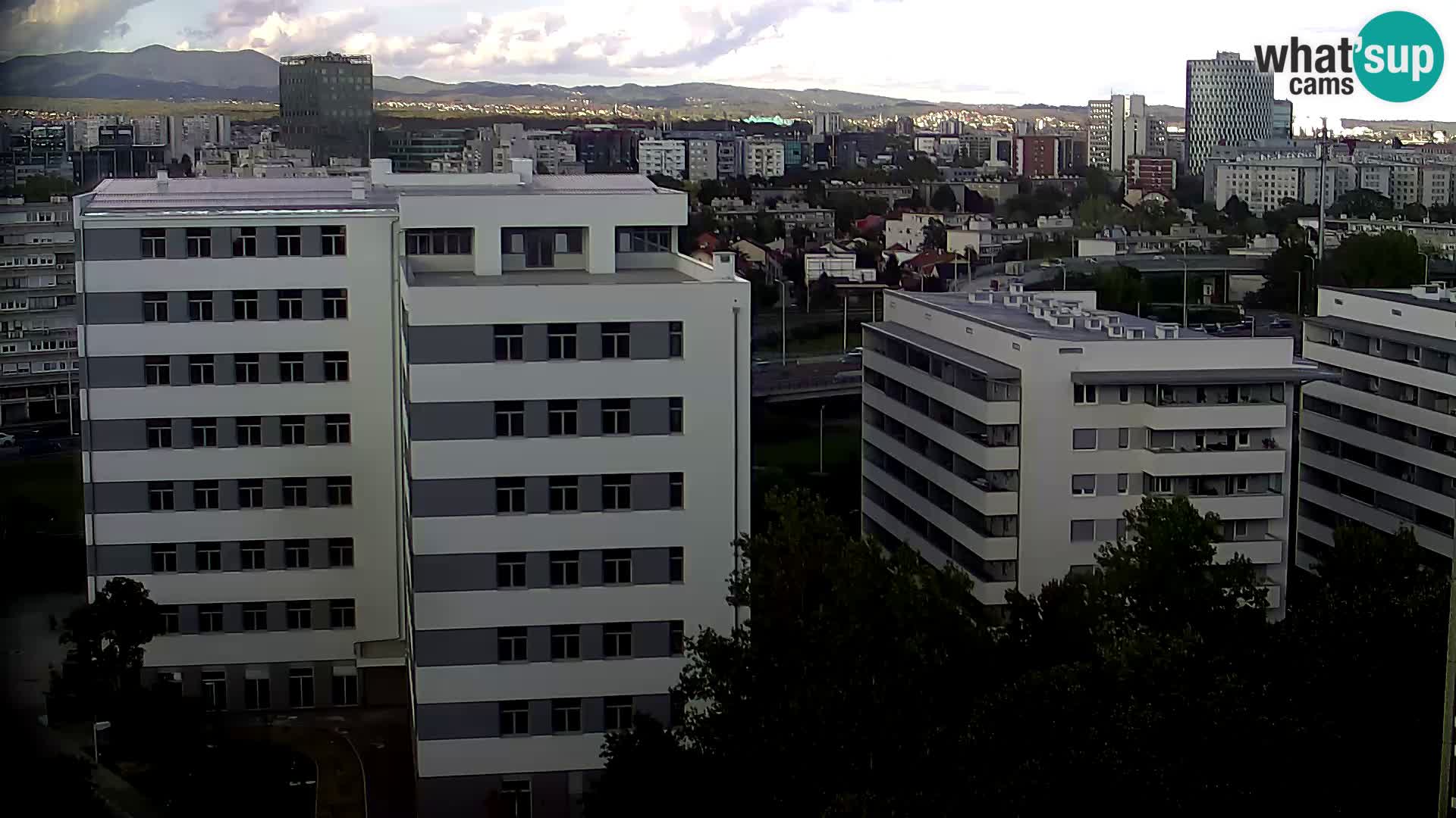 Rotatoria e incrocio viale Slavonska e Marin Držić  – webcam di Zagabria