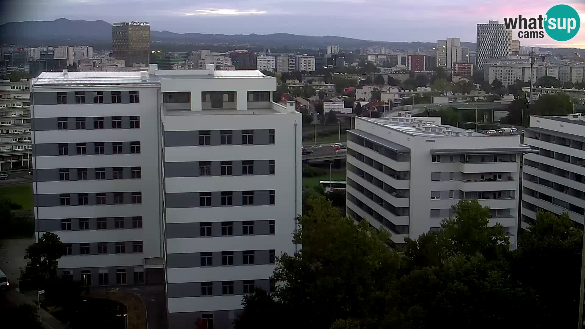 Live Interchange of Slavonska Avenue and Marin Držić Avenue in Zagreb webcam