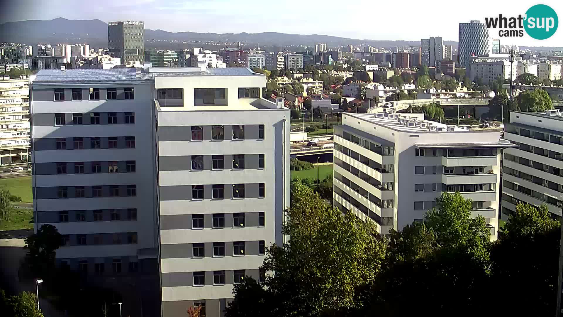 Live Interchange of Slavonska Avenue and Marin Držić Avenue in Zagreb webcam