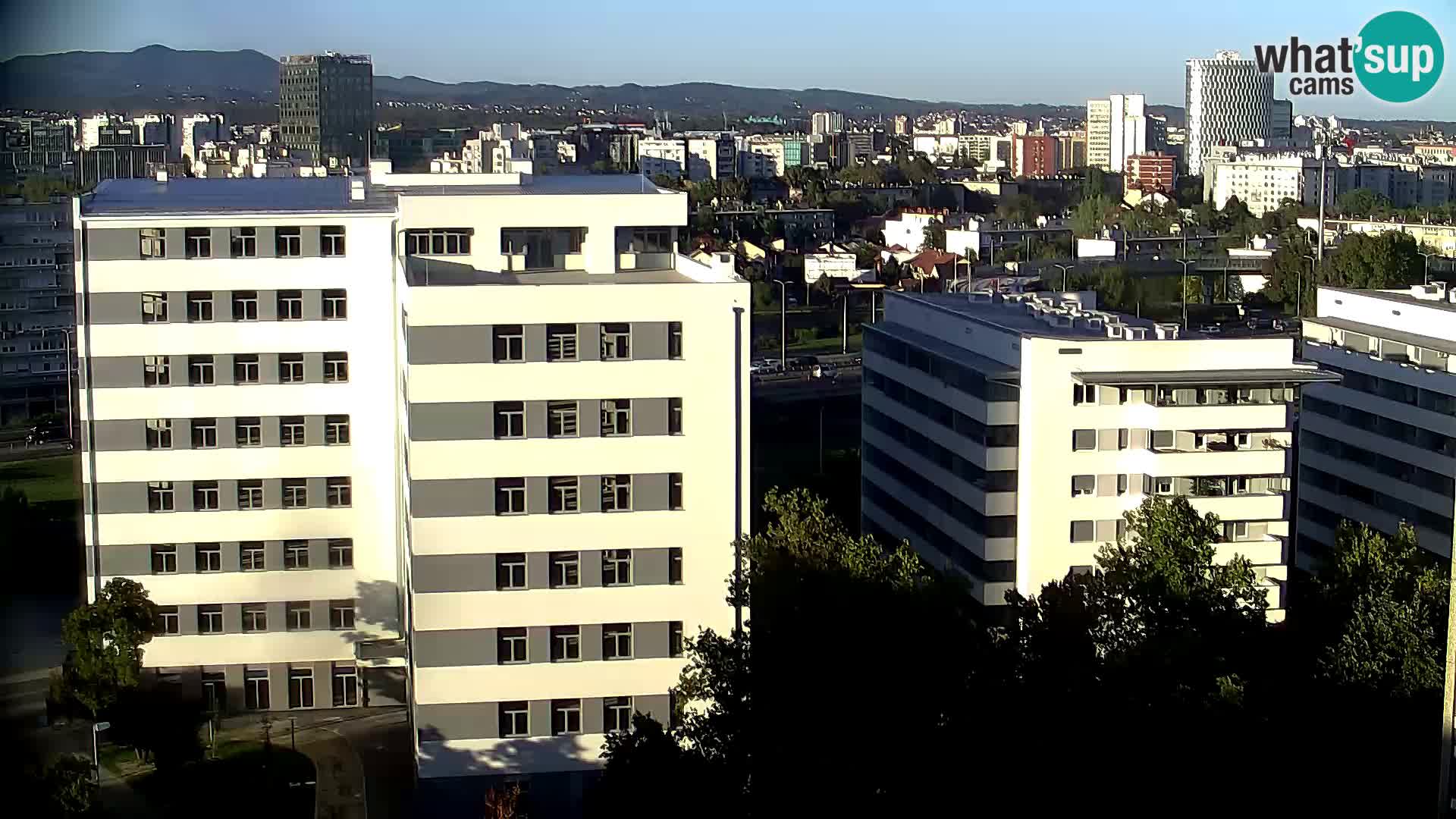 Live Interchange of Slavonska Avenue and Marin Držić Avenue in Zagreb webcam