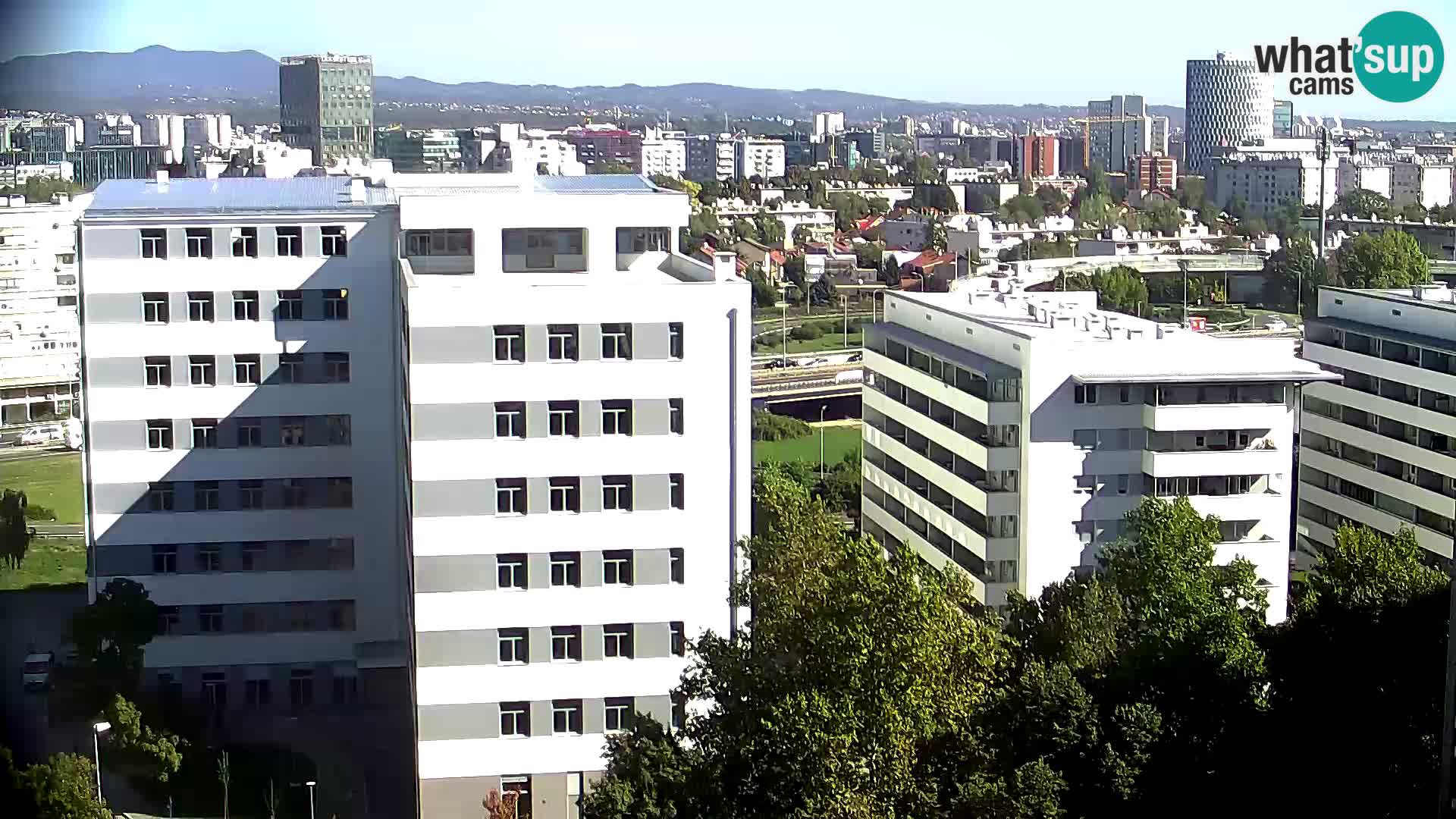 Krožišče Slavonske in Marin Držićeve ulice v Zagrebu v živo