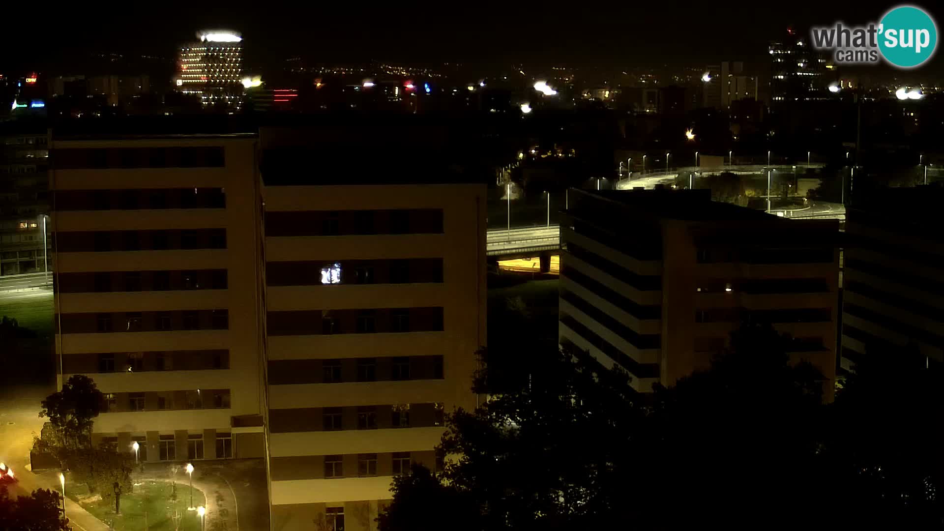 Live-Kreisverkehr Slavonska und Marin Držić Avenue zur Zagreb Webcam