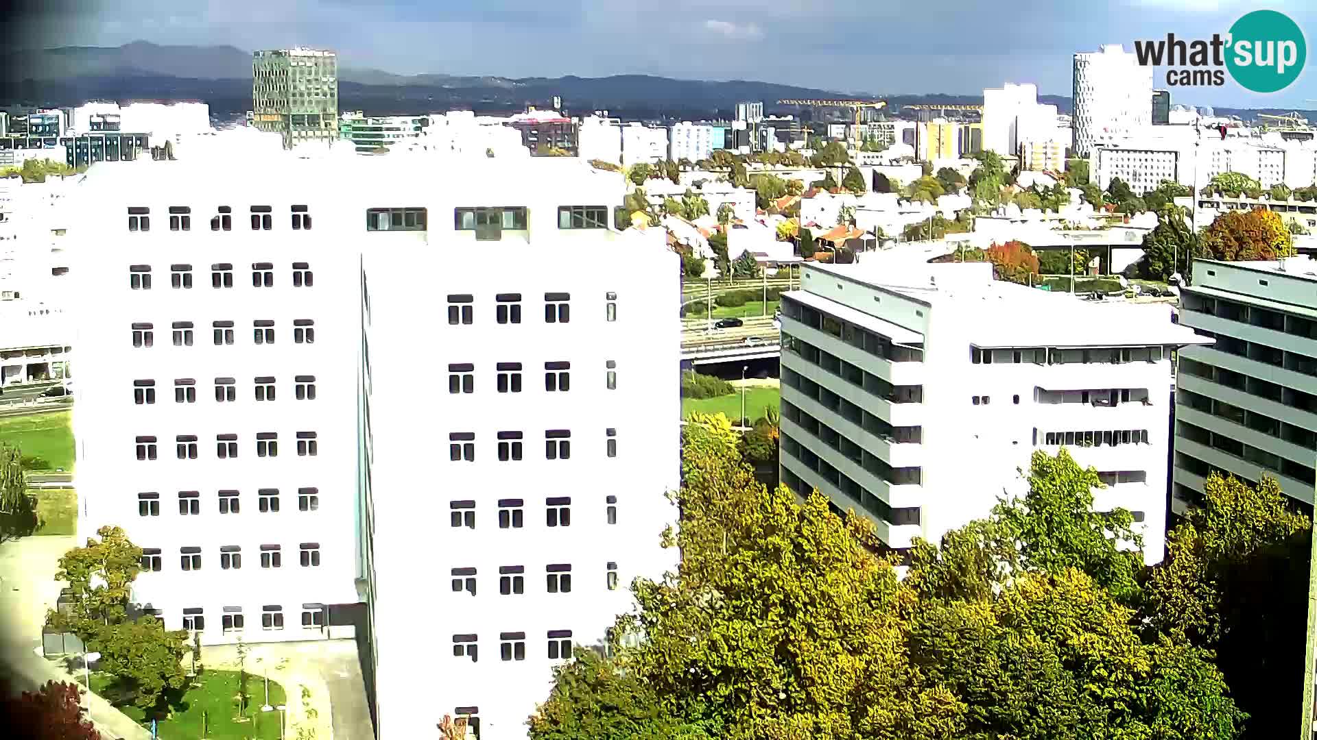 Rotatoria e incrocio viale Slavonska e Marin Držić  – webcam di Zagabria