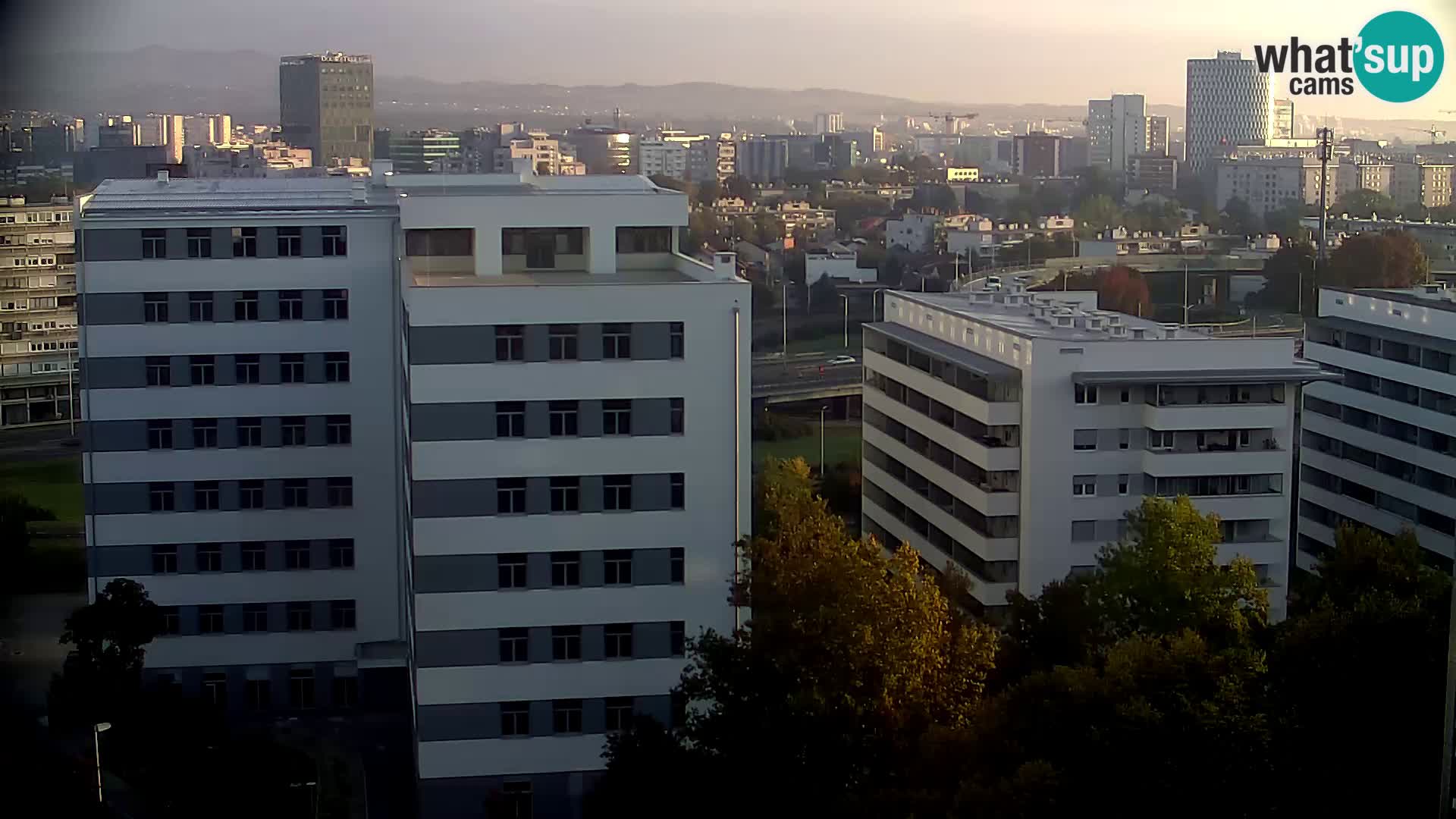 Live Interchange of Slavonska Avenue and Marin Držić Avenue in Zagreb webcam