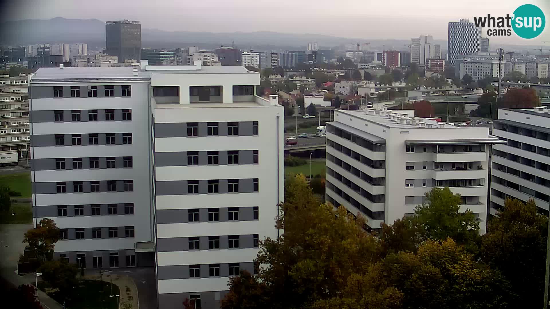 Krožišče Slavonske in Marin Držićeve ulice v Zagrebu v živo