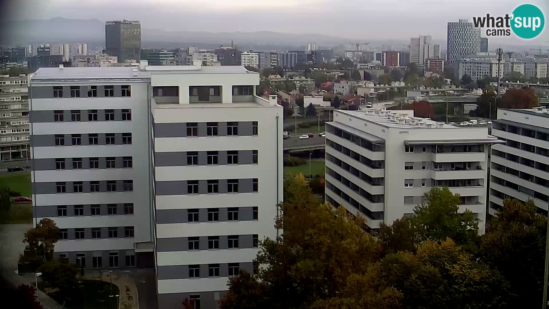Web kamera Petlja Slavonska – Držićeva  – Zagreb Live