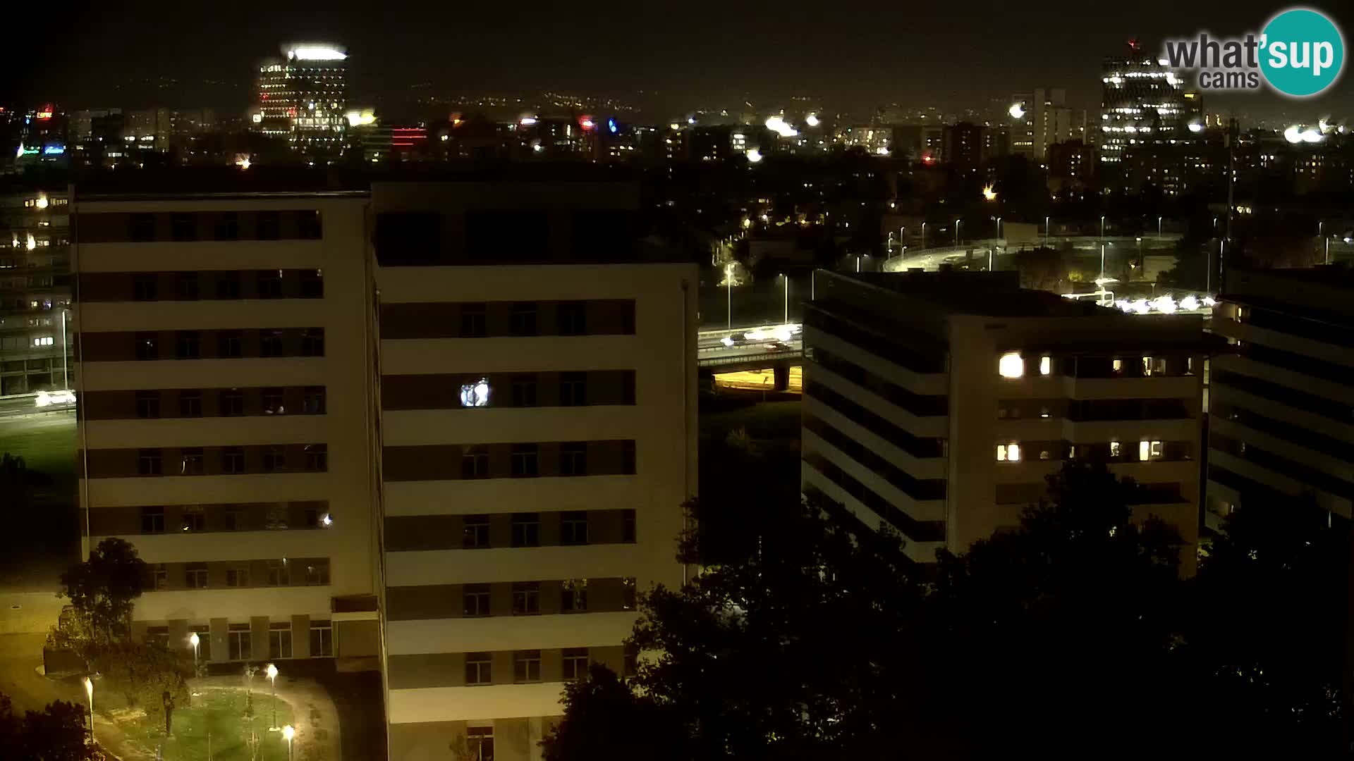Live-Kreisverkehr Slavonska und Marin Držić Avenue zur Zagreb Webcam