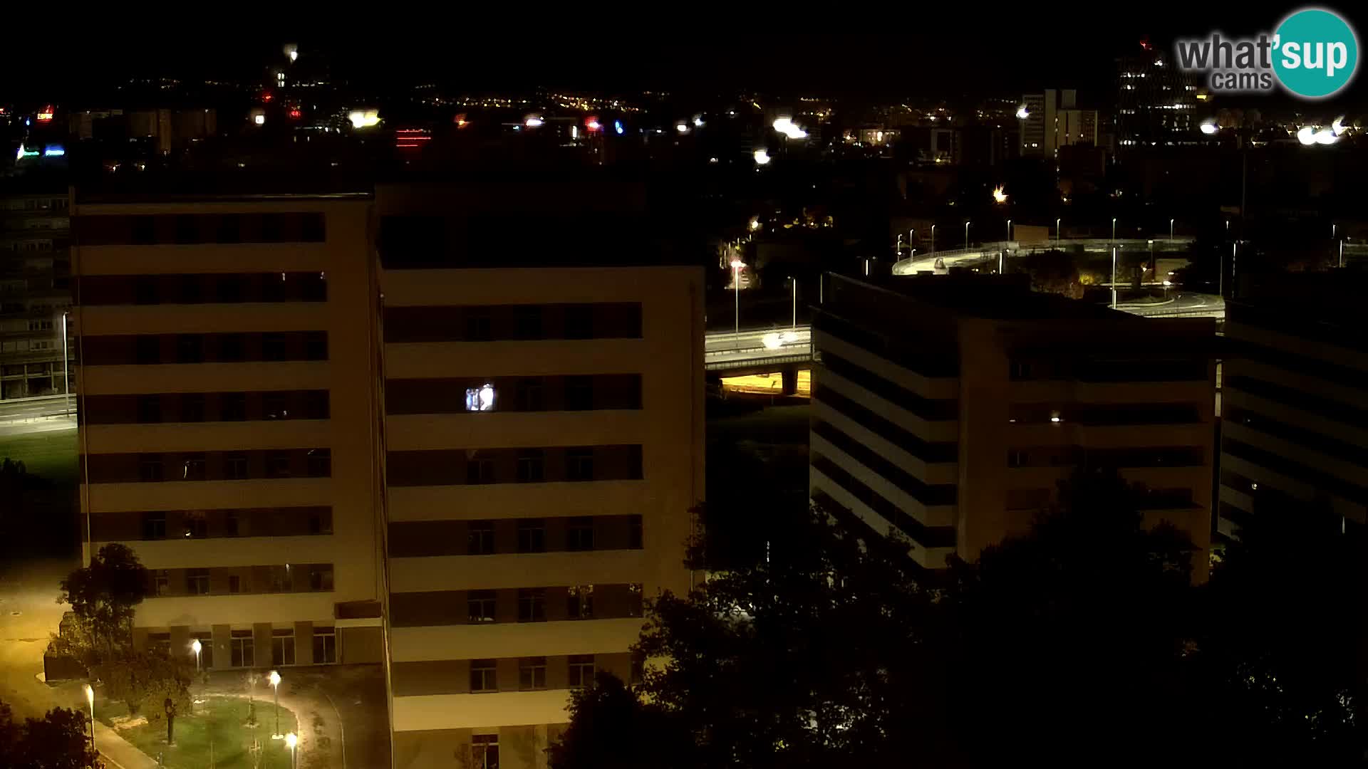 Rond-point en direct traversant les avenues Slavonska et Marin Držić à Zagreb webcam