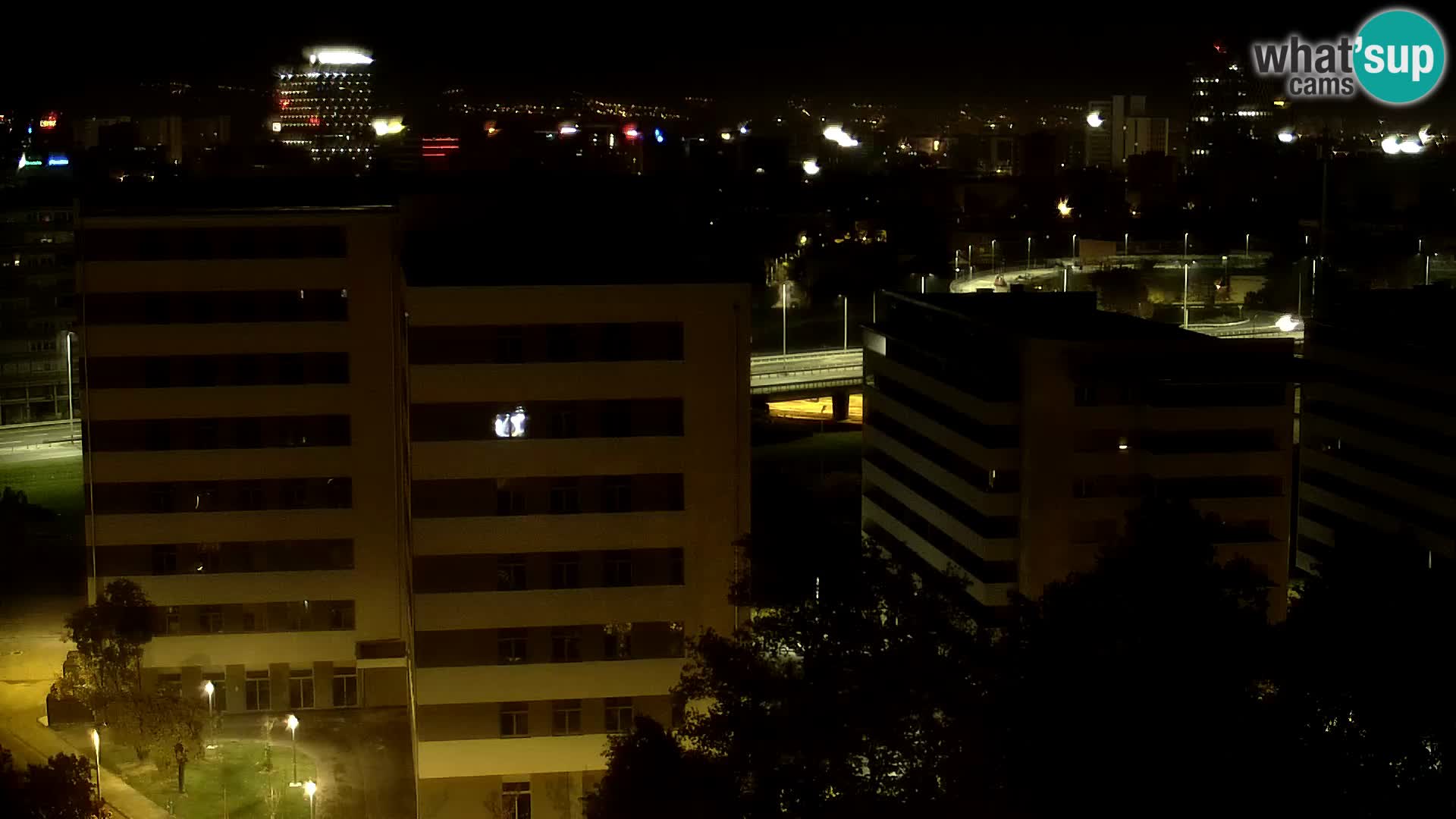 Rond-point en direct traversant les avenues Slavonska et Marin Držić à Zagreb webcam