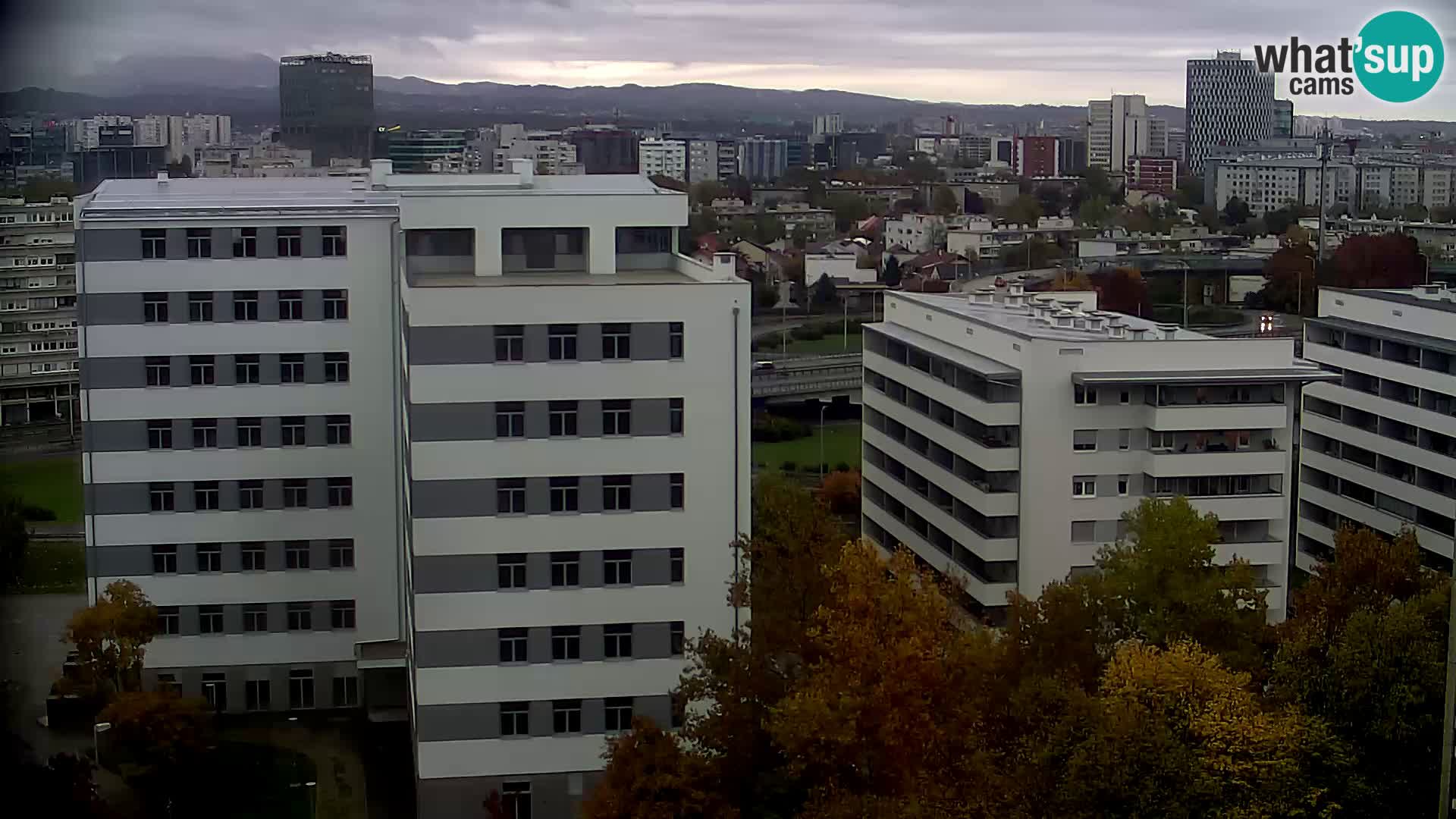 Rotatoria e incrocio viale Slavonska e Marin Držić  – webcam di Zagabria