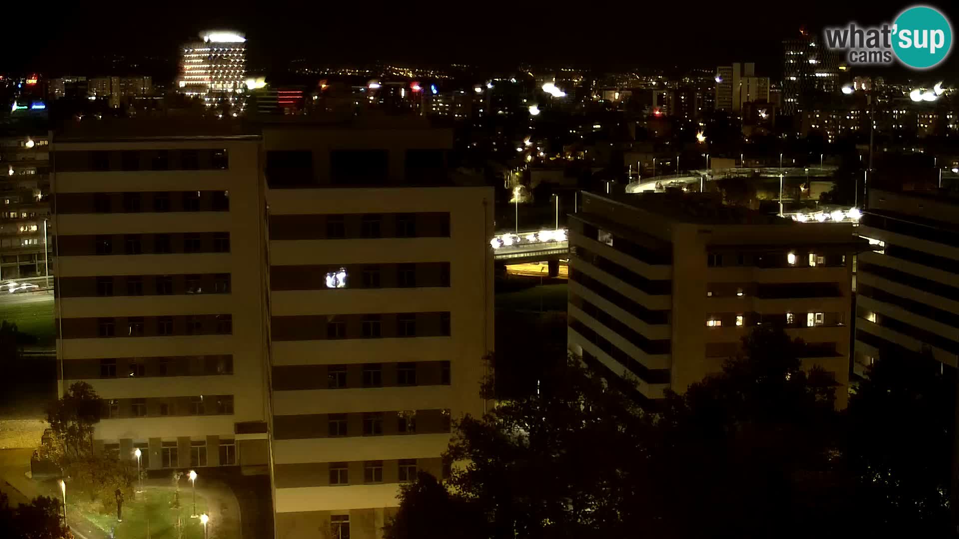Live-Kreisverkehr Slavonska und Marin Držić Avenue zur Zagreb Webcam