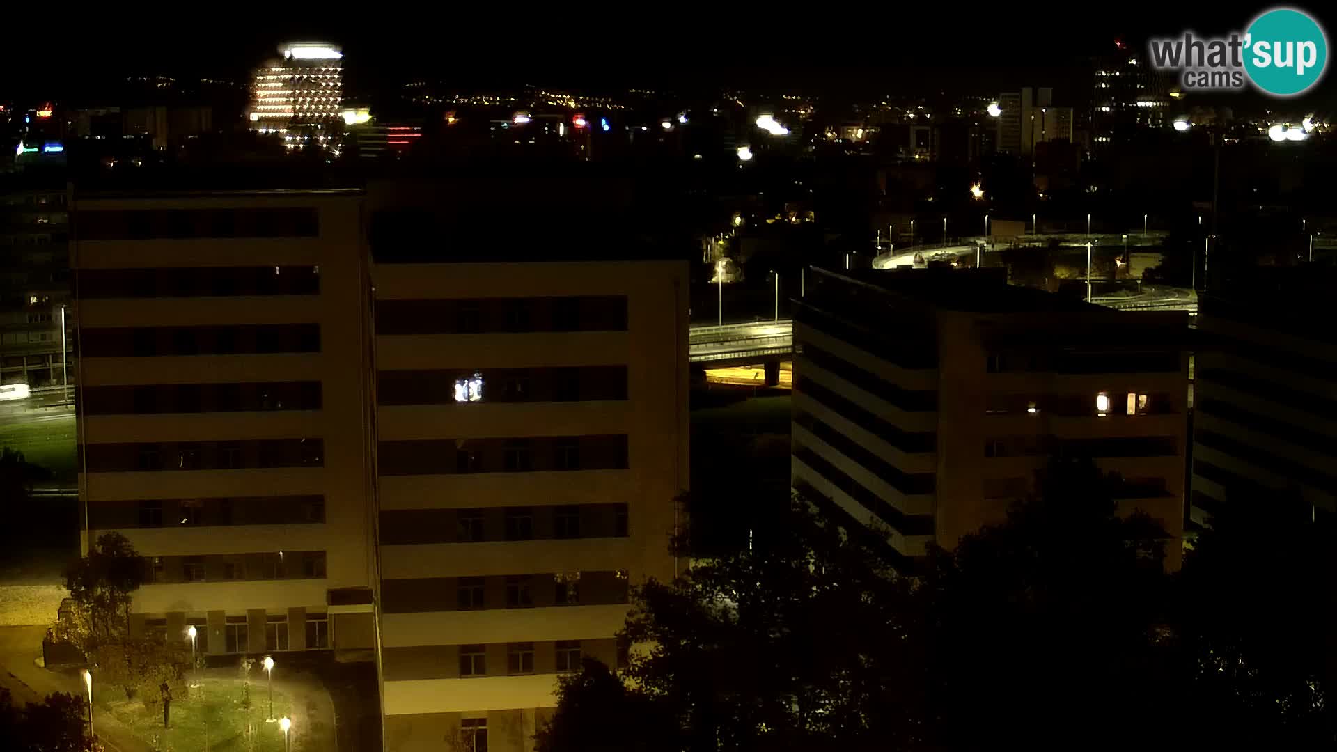 Live-Kreisverkehr Slavonska und Marin Držić Avenue zur Zagreb Webcam