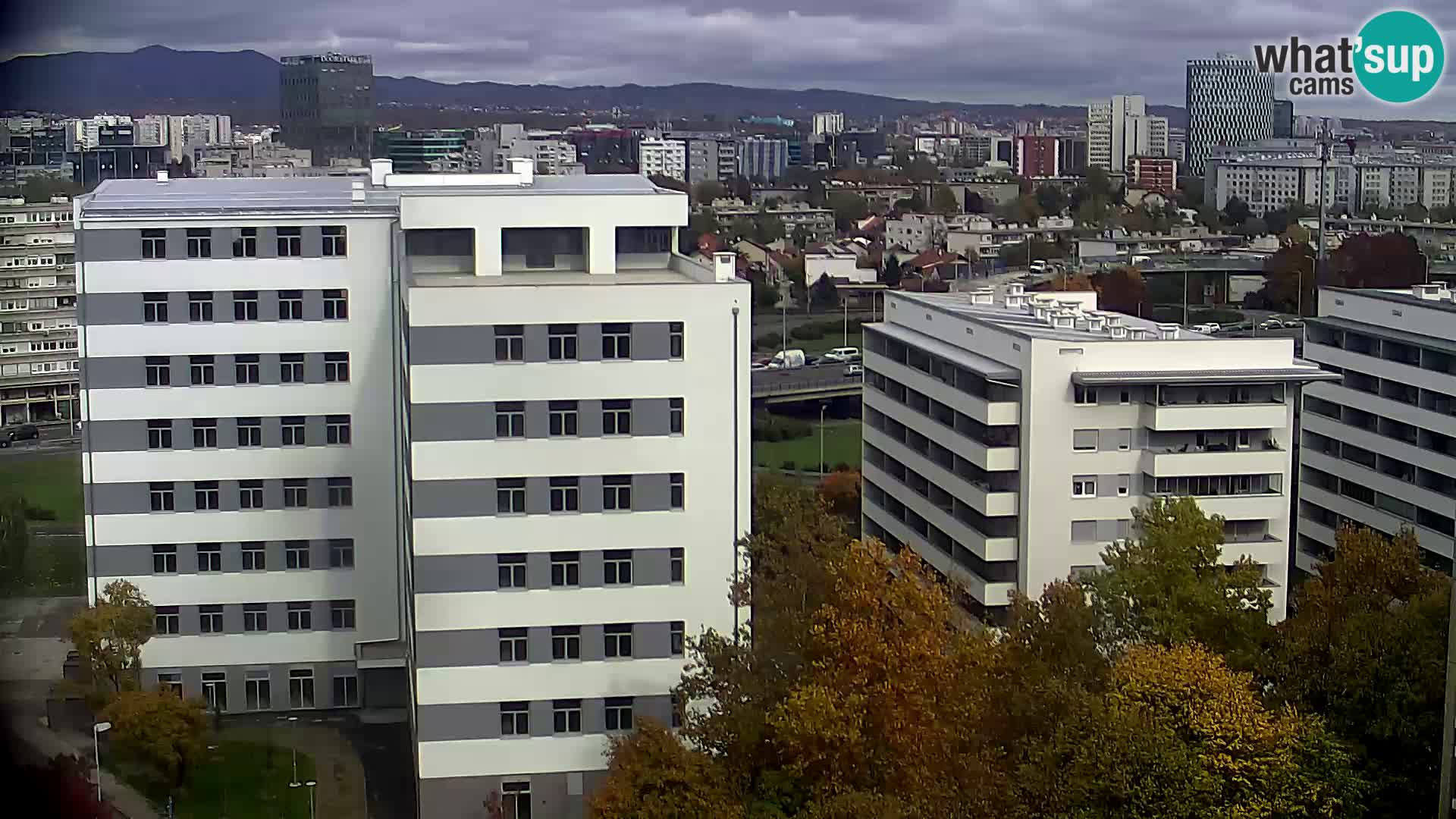 Web kamera Petlja Slavonska – Držićeva  – Zagreb Live