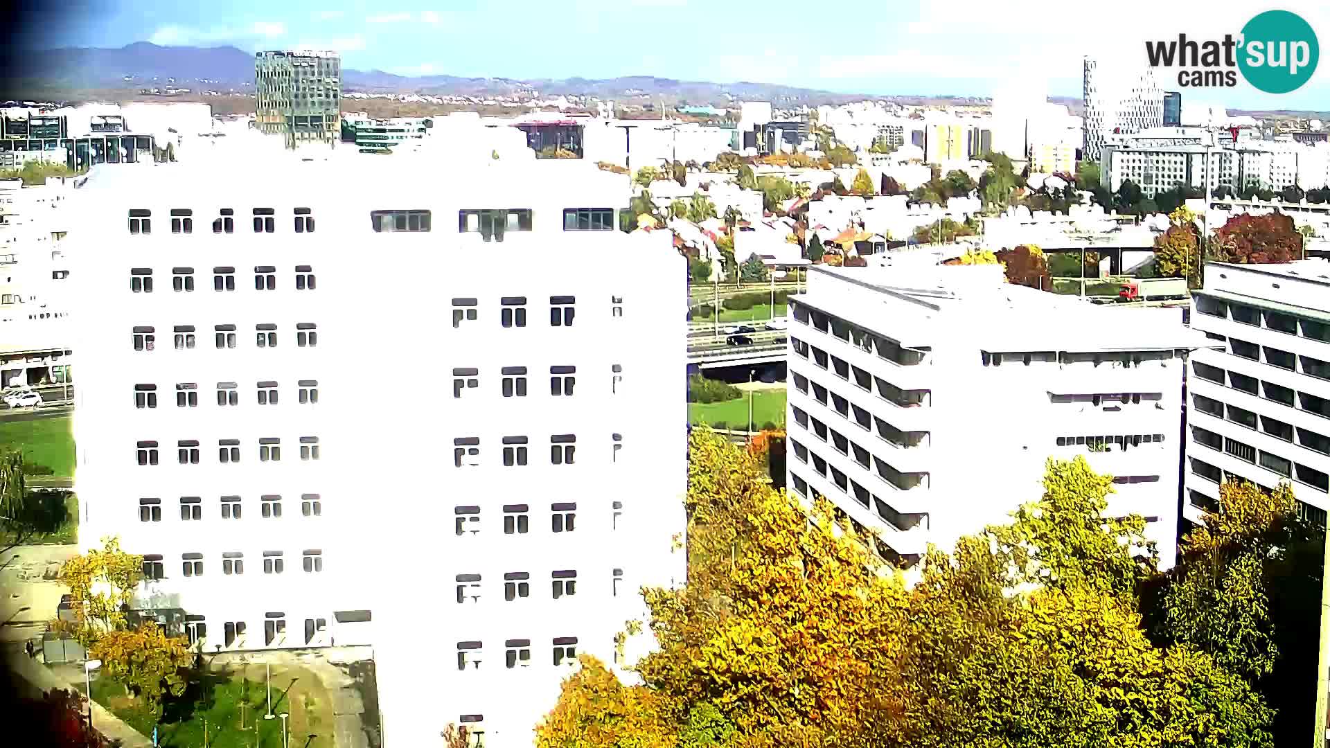 Web kamera Petlja Slavonska – Držićeva  – Zagreb Live