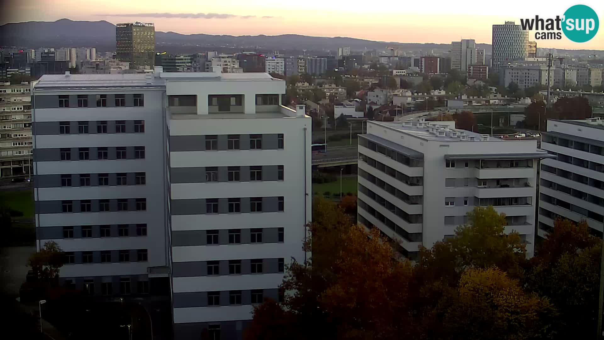 Live Interchange of Slavonska Avenue and Marin Držić Avenue in Zagreb webcam