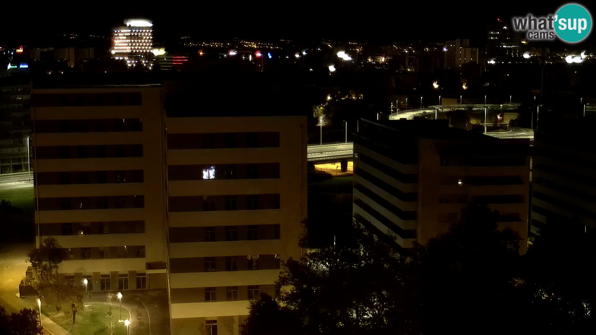 Live-Kreisverkehr Slavonska und Marin Držić Avenue zur Zagreb Webcam