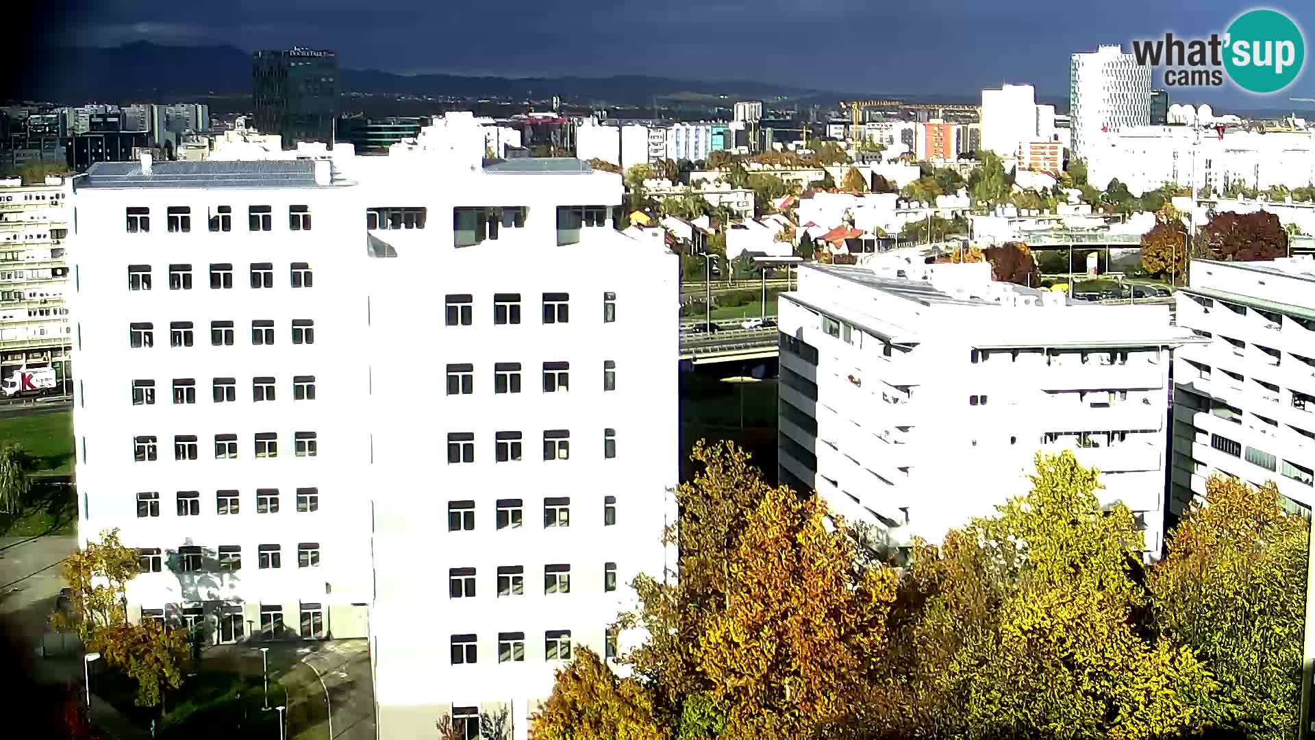 Rotatoria e incrocio viale Slavonska e Marin Držić  – webcam di Zagabria