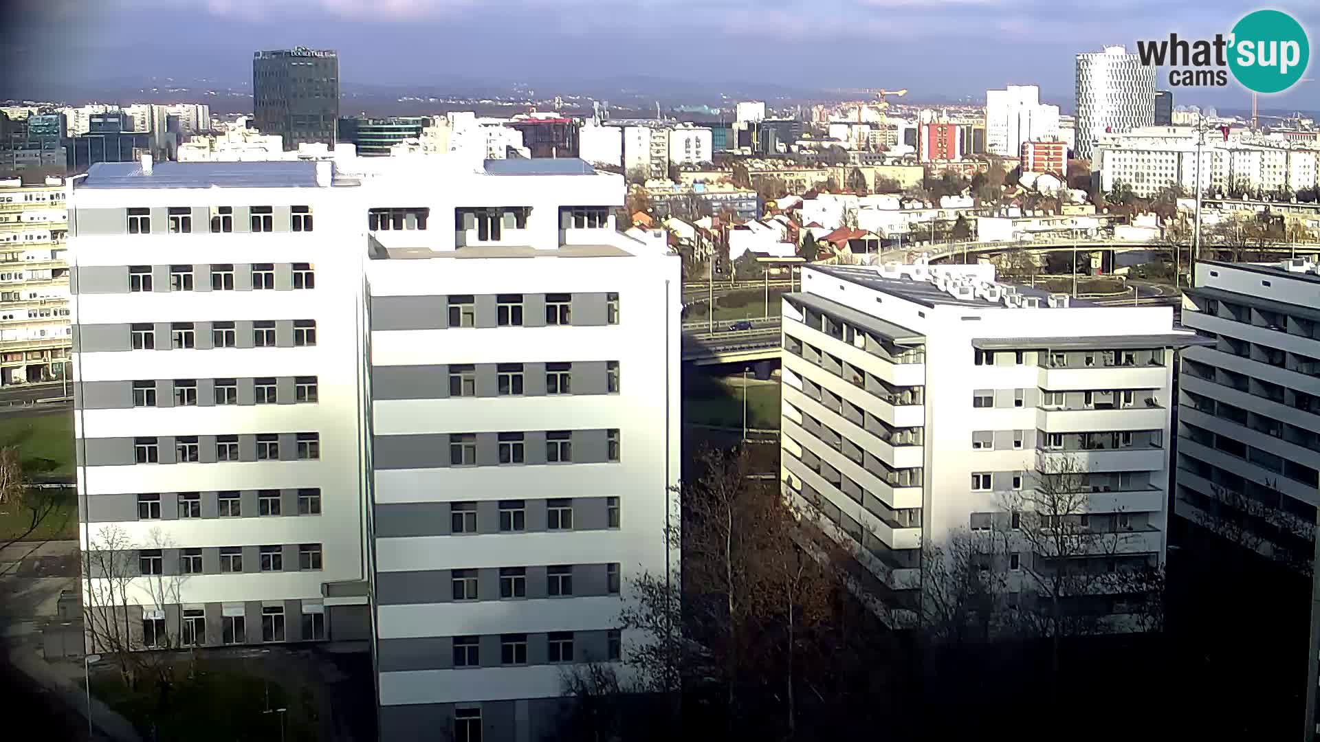 Web kamera Petlja Slavonska – Držićeva  – Zagreb Live