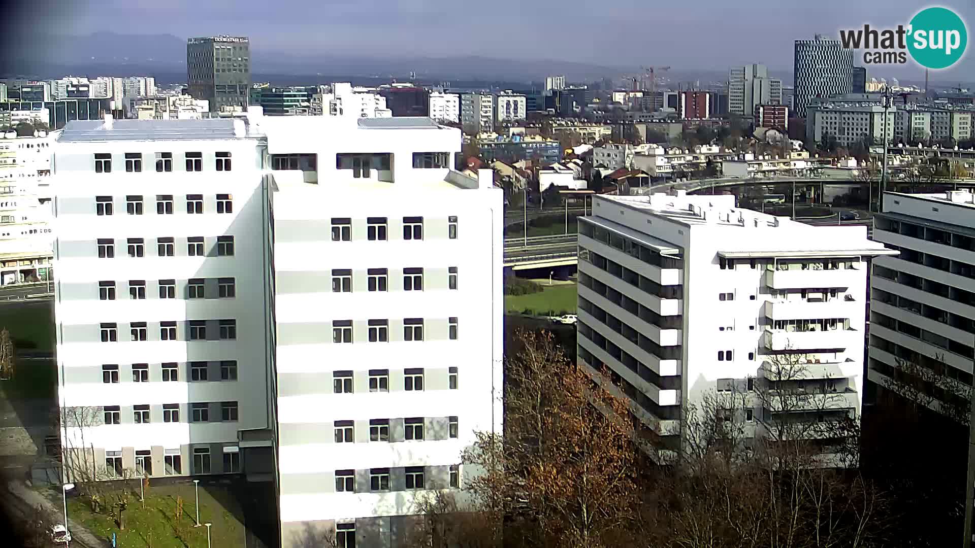 Web kamera Petlja Slavonska – Držićeva  – Zagreb Live