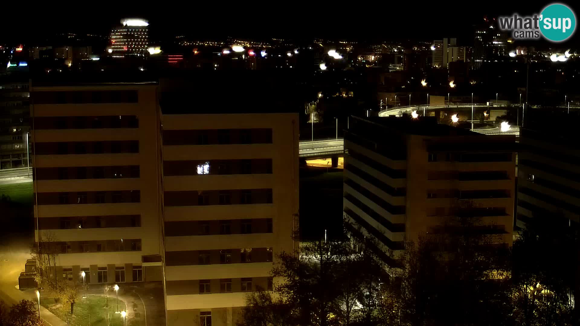 Live-Kreisverkehr Slavonska und Marin Držić Avenue zur Zagreb Webcam