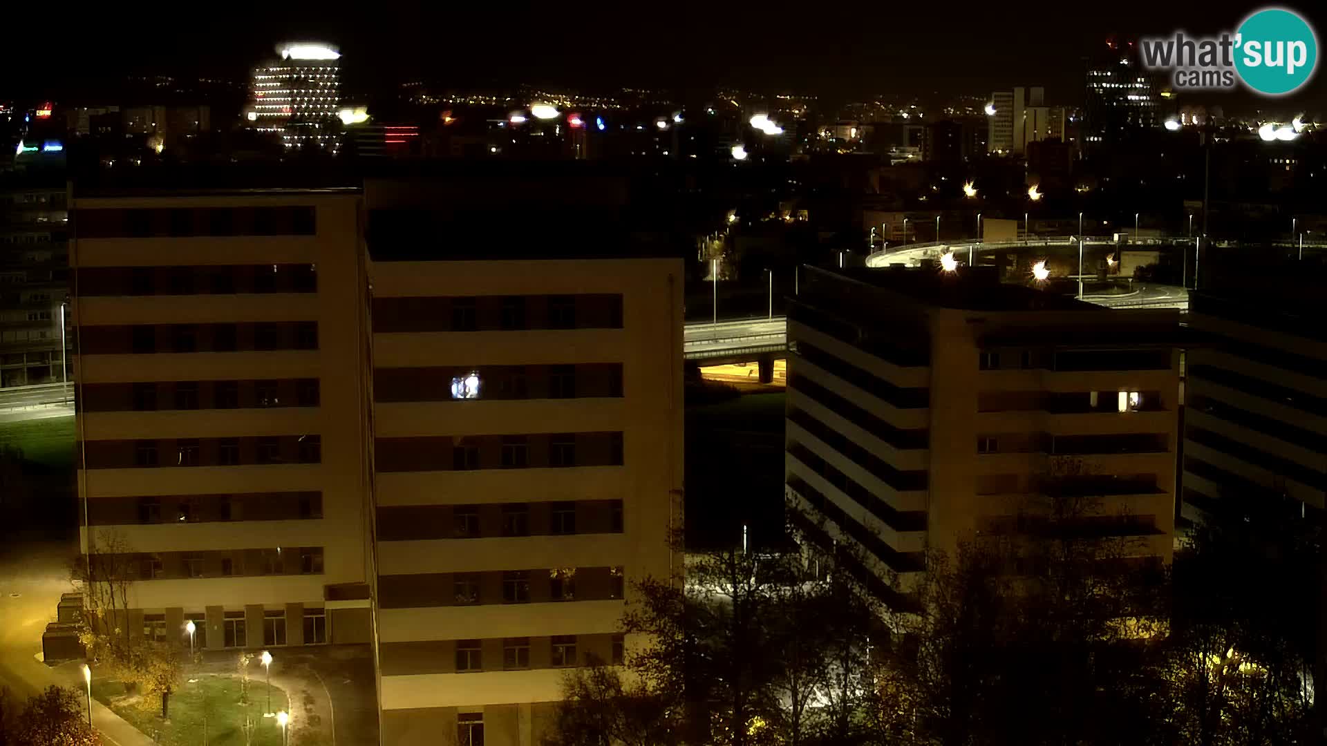 Rond-point en direct traversant les avenues Slavonska et Marin Držić à Zagreb webcam