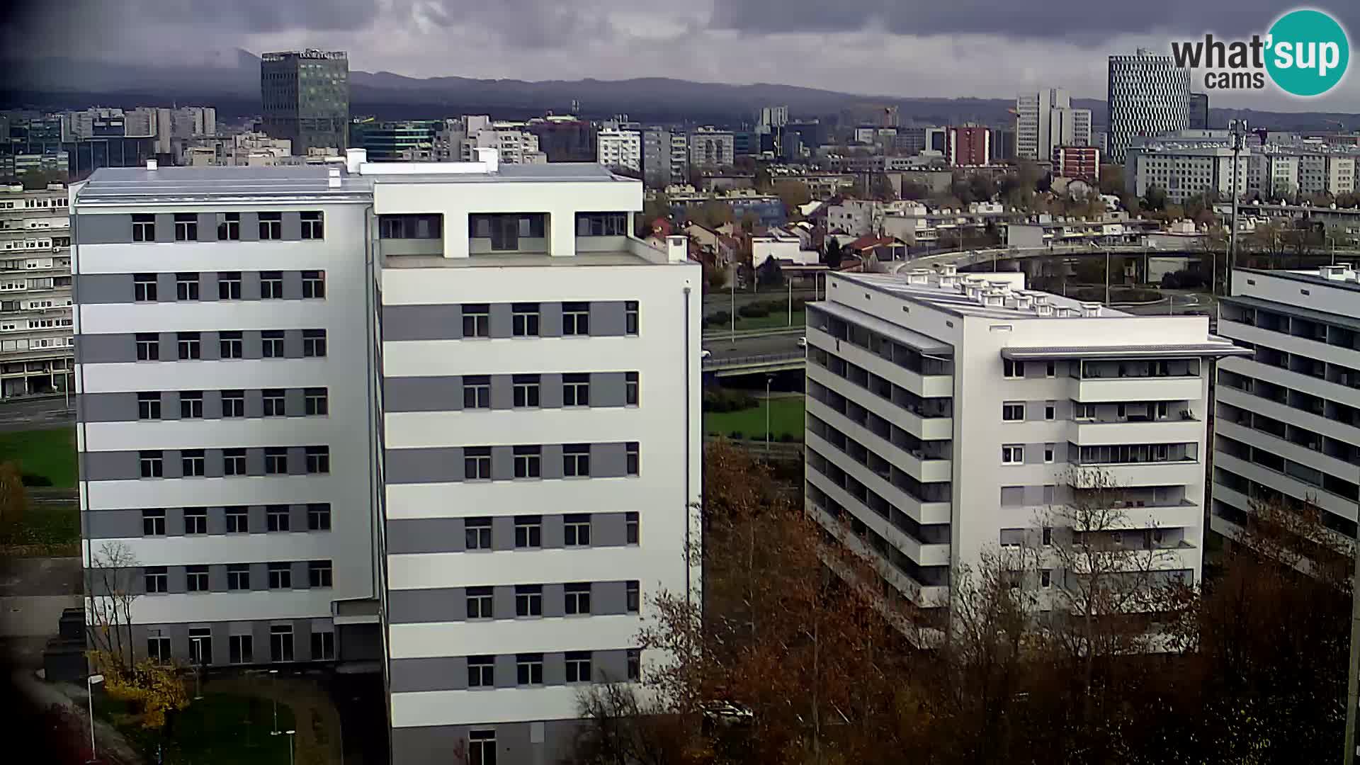 Rotatoria e incrocio viale Slavonska e Marin Držić  – webcam di Zagabria