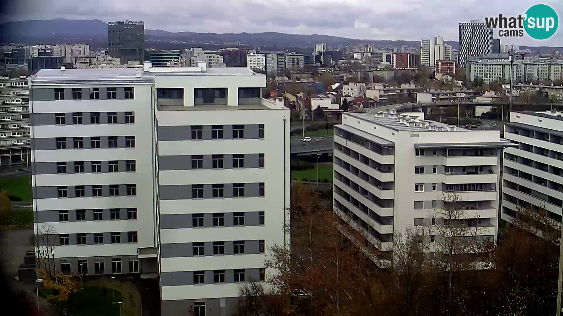 Rotatoria e incrocio viale Slavonska e Marin Držić  – webcam di Zagabria