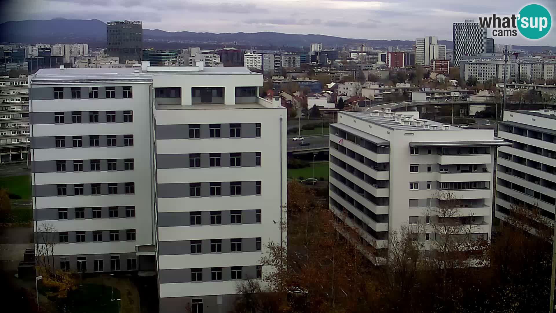 Live Interchange of Slavonska Avenue and Marin Držić Avenue in Zagreb webcam