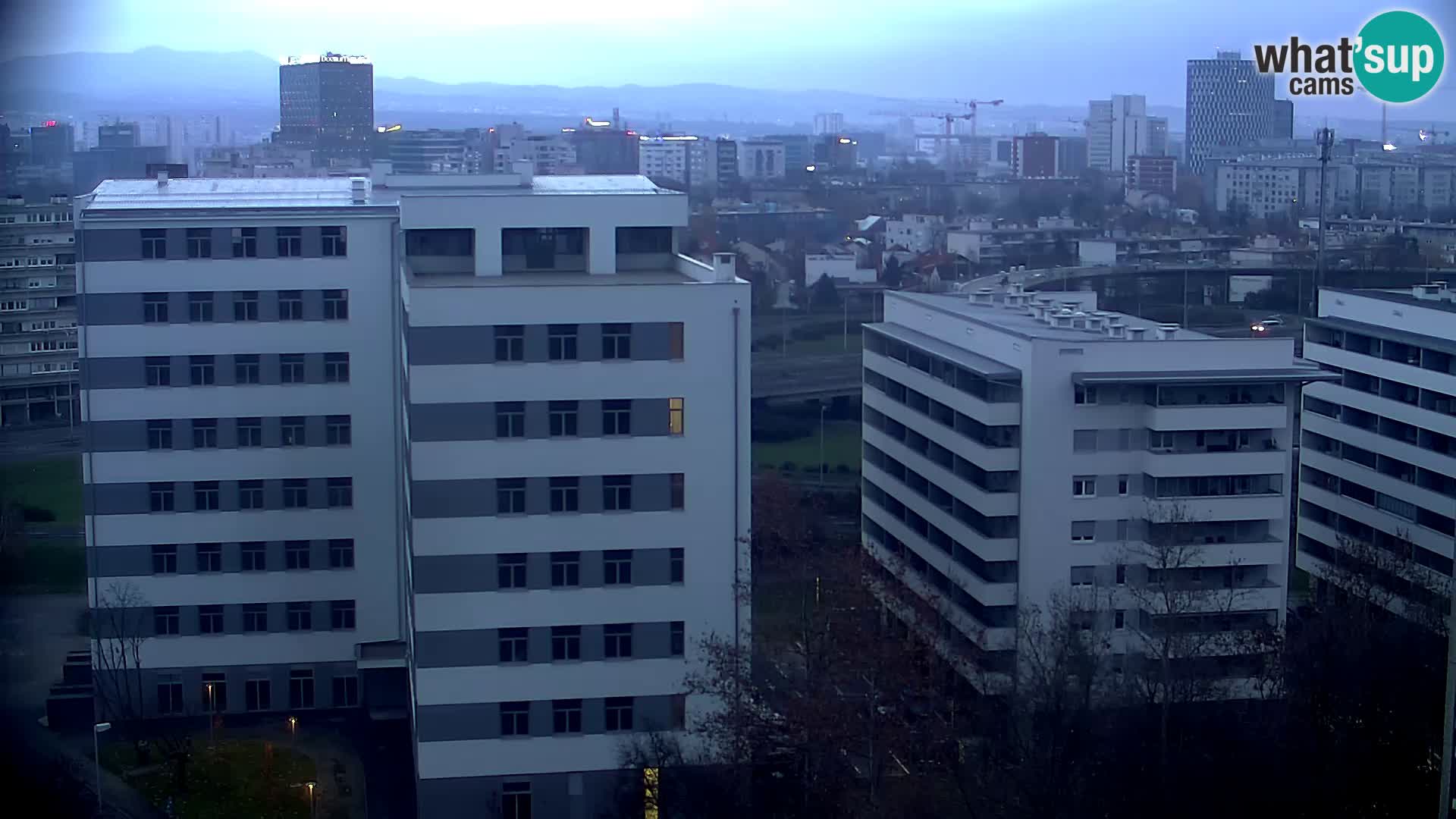 Live Interchange of Slavonska Avenue and Marin Držić Avenue in Zagreb webcam
