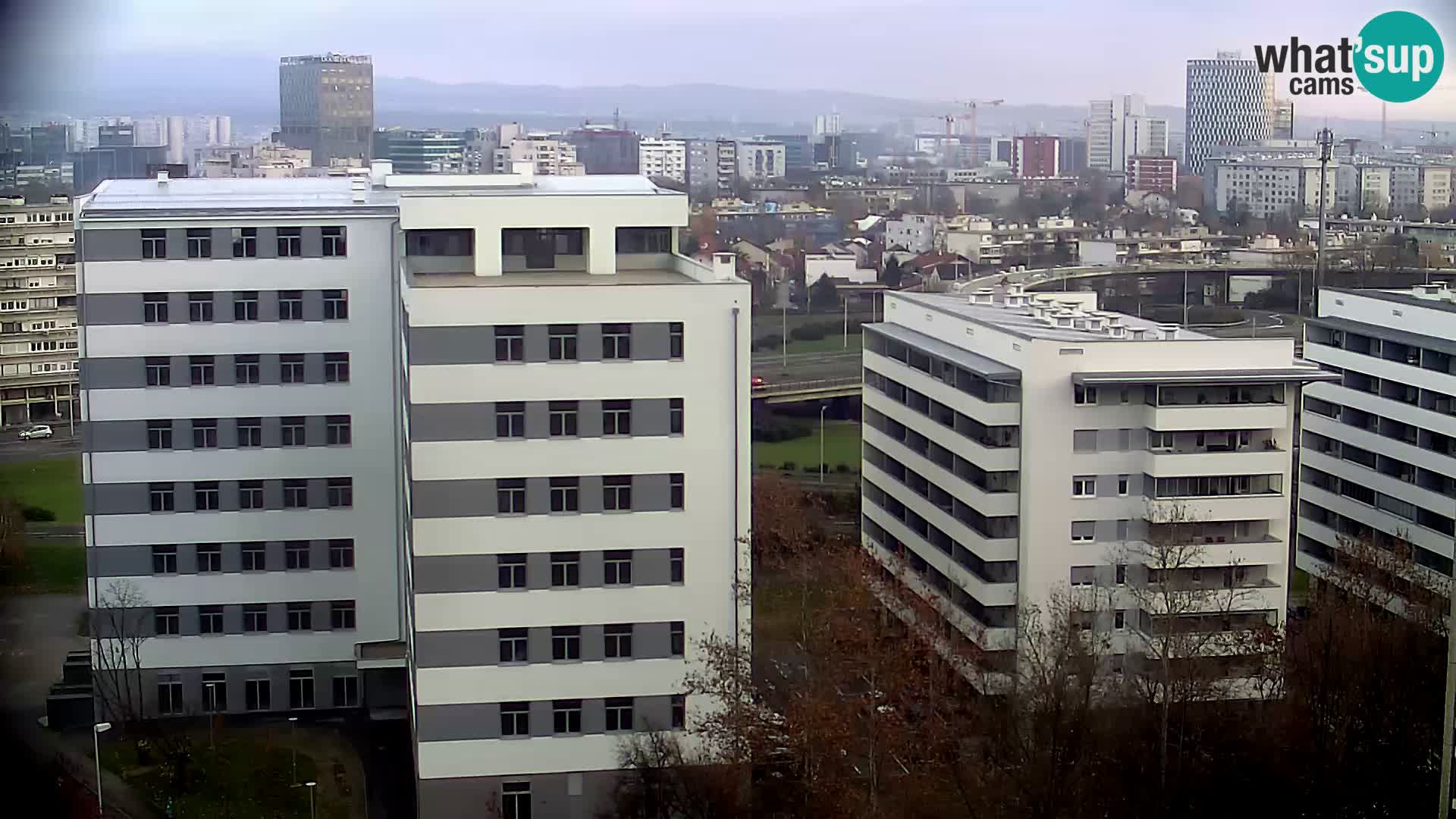 Live Interchange of Slavonska Avenue and Marin Držić Avenue in Zagreb webcam