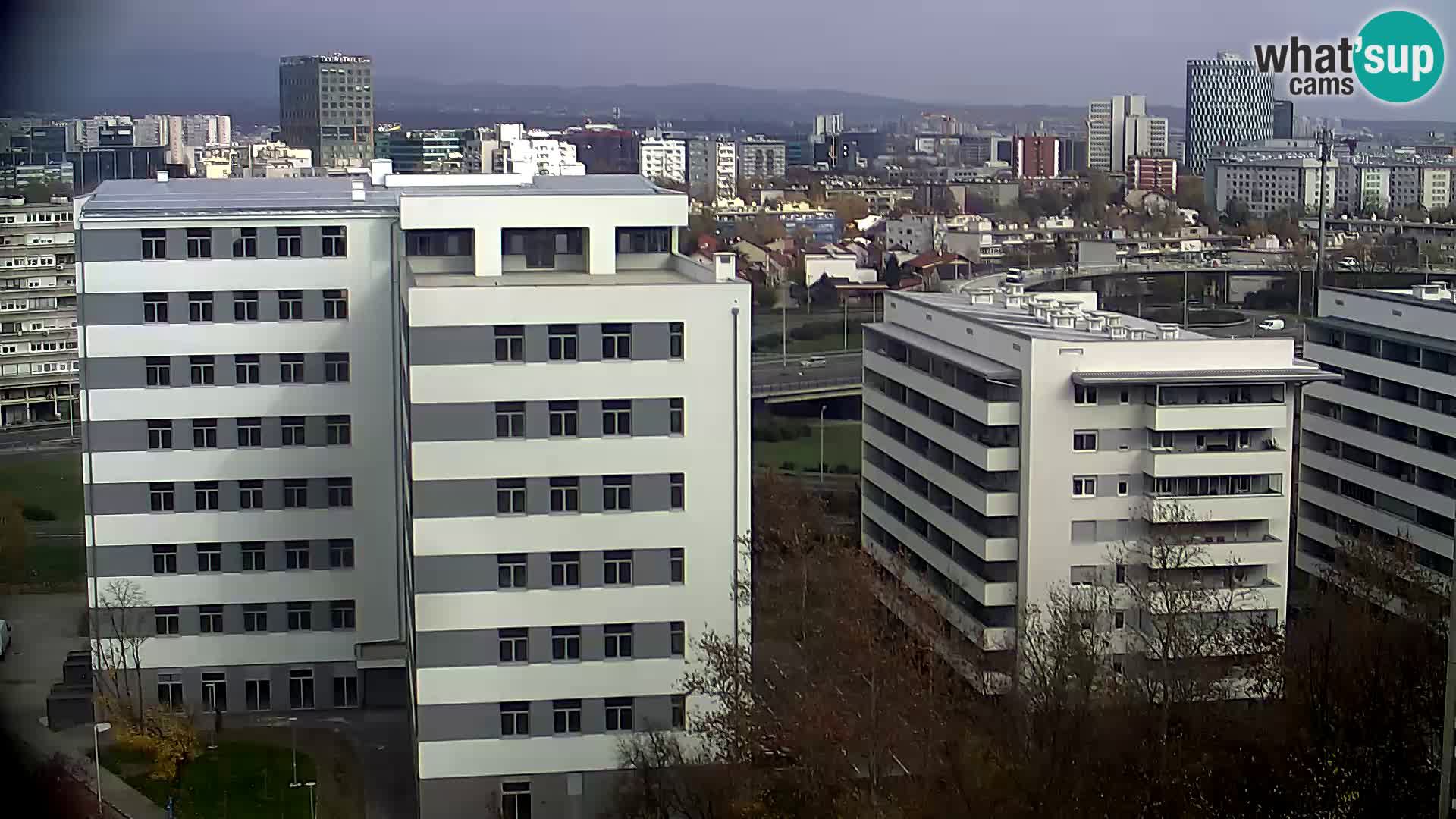 Live-Kreisverkehr Slavonska und Marin Držić Avenue zur Zagreb Webcam