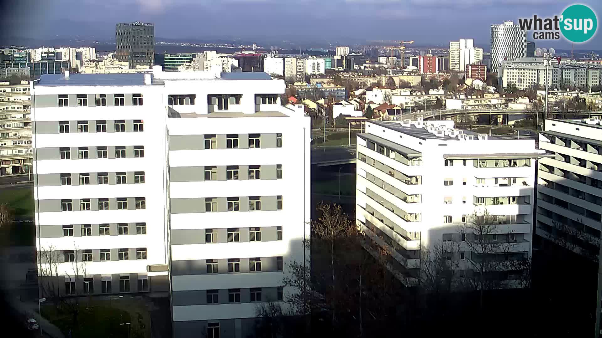 Krožišče Slavonske in Marin Držićeve ulice v Zagrebu v živo