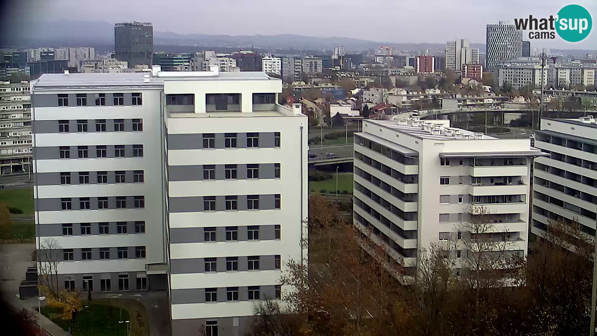Rotatoria e incrocio viale Slavonska e Marin Držić  – webcam di Zagabria