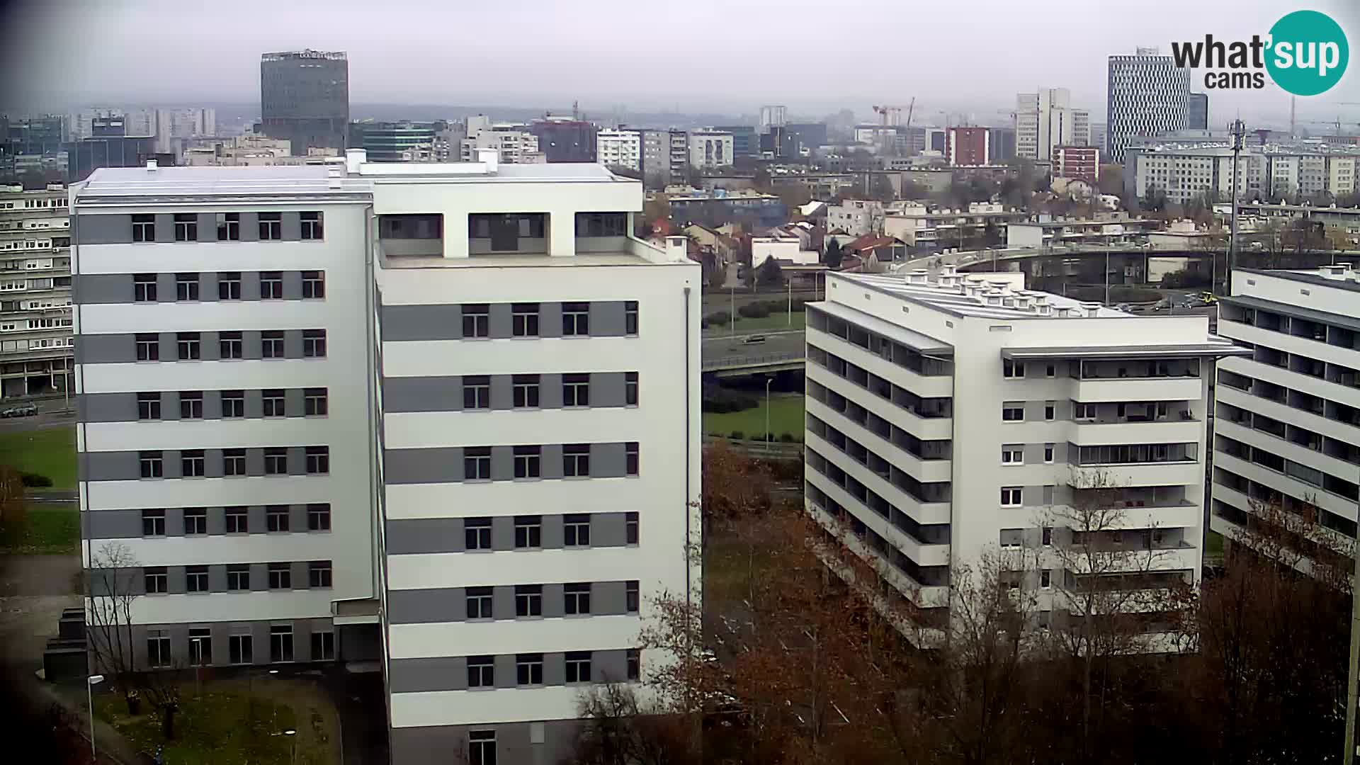 Live-Kreisverkehr Slavonska und Marin Držić Avenue zur Zagreb Webcam