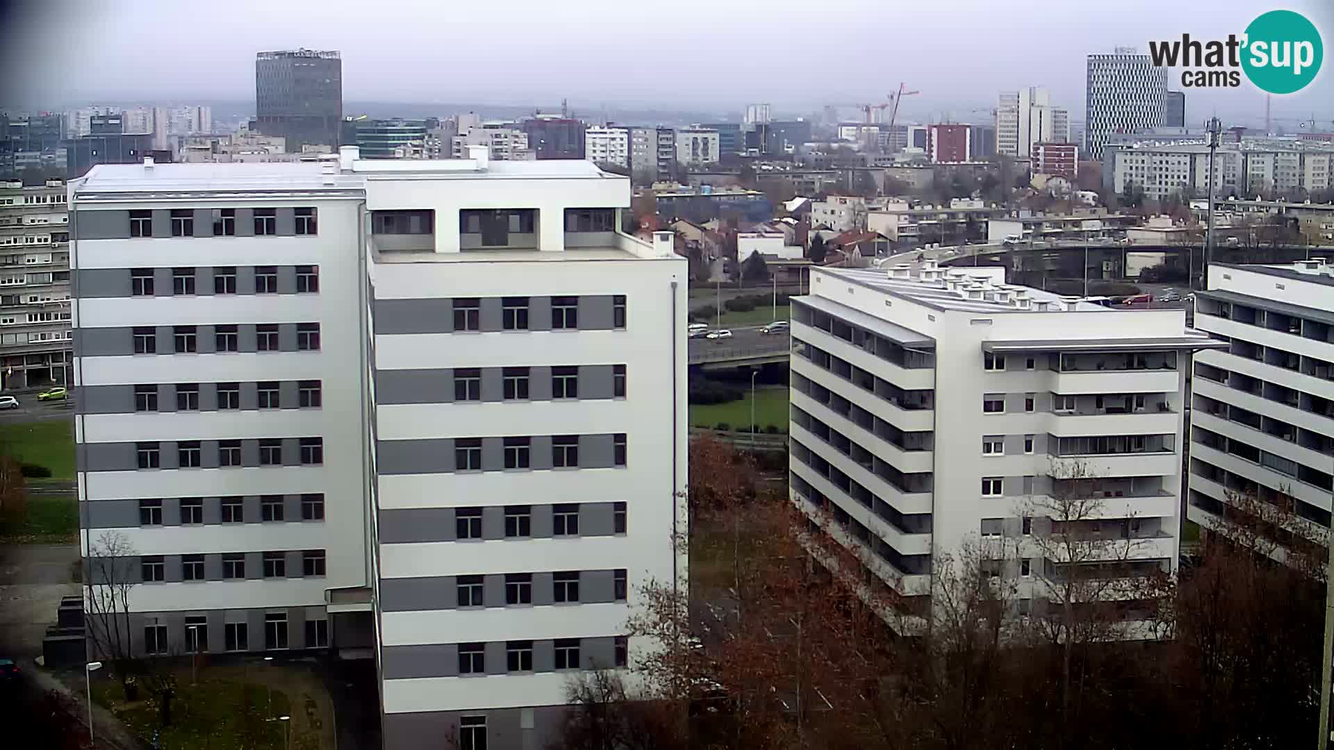 Rond-point en direct traversant les avenues Slavonska et Marin Držić à Zagreb webcam