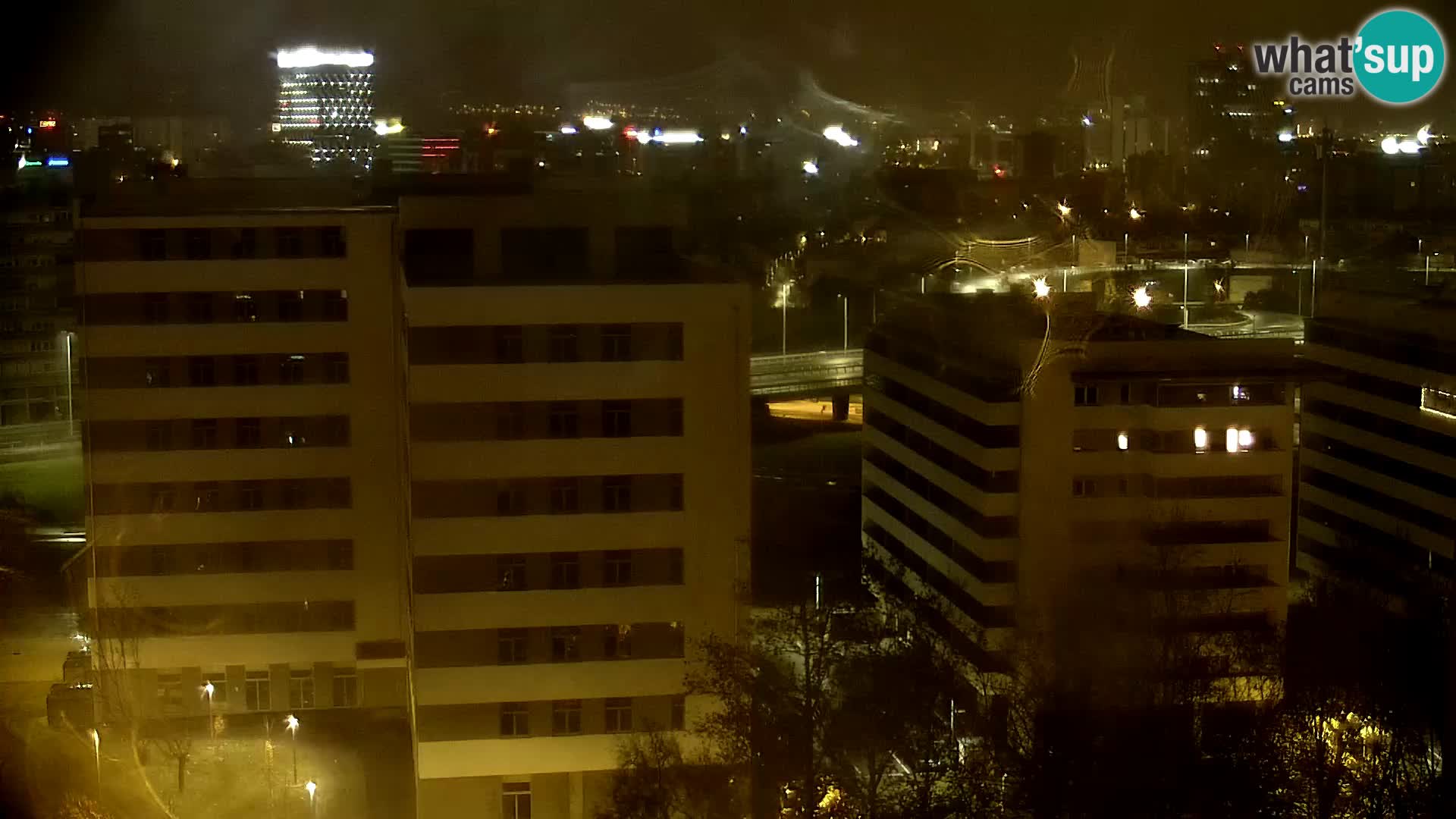 Krožišče Slavonske in Marin Držićeve ulice v Zagrebu v živo