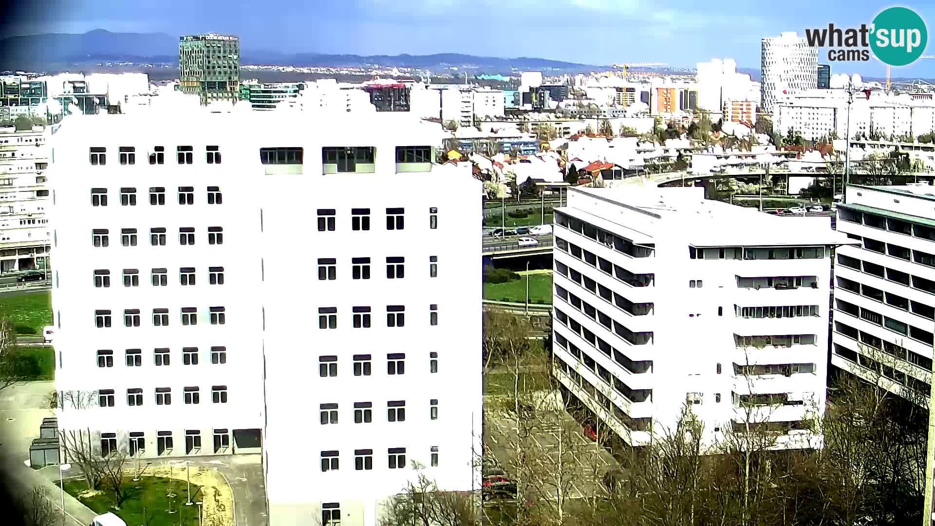 Web kamera Petlja Slavonska – Držićeva  – Zagreb Live