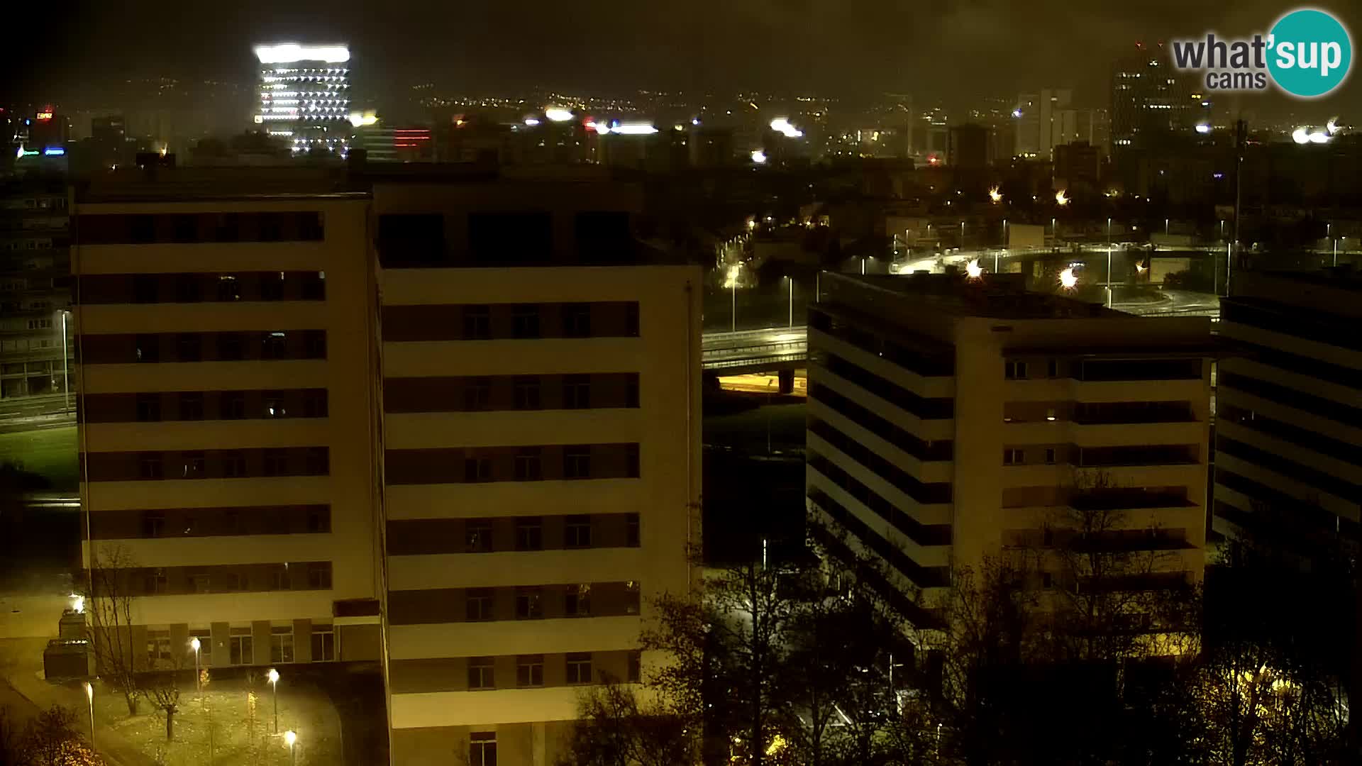 Rotatoria e incrocio viale Slavonska e Marin Držić  – webcam di Zagabria