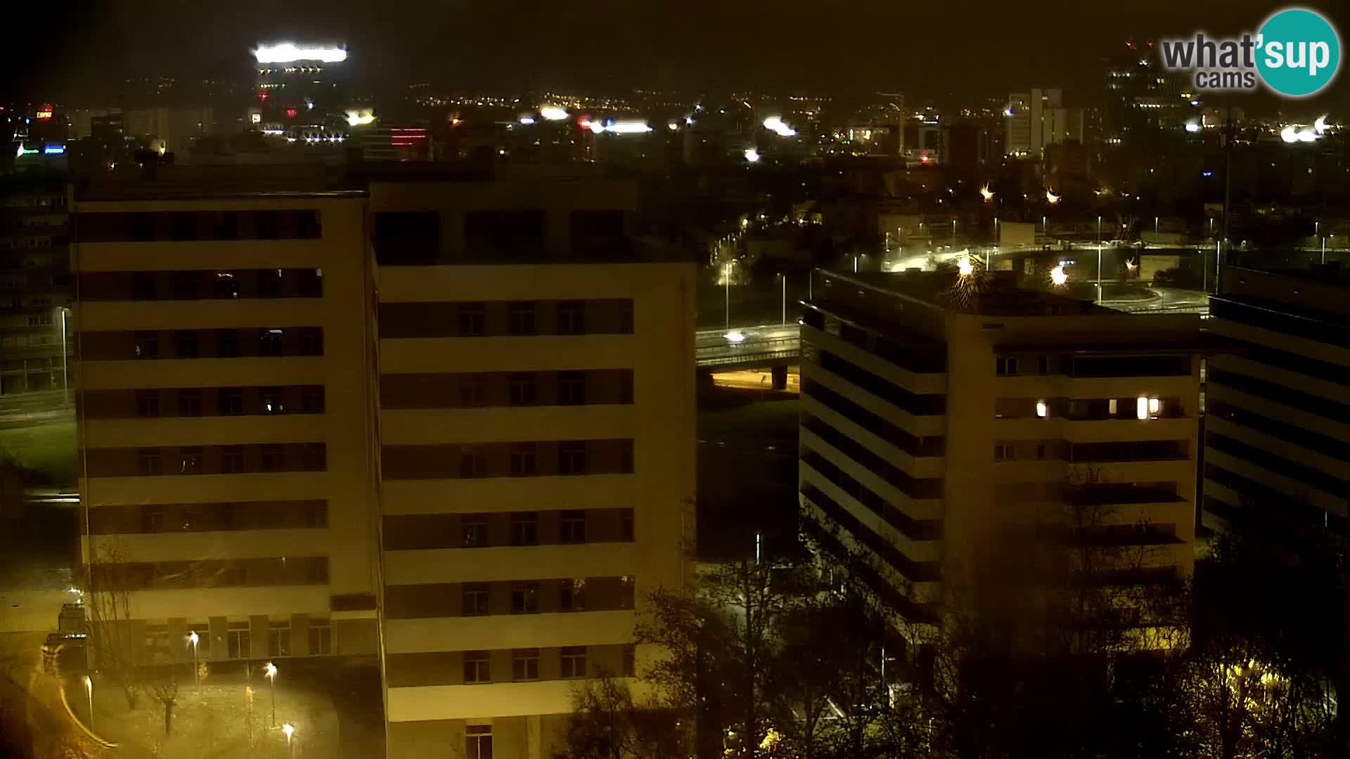 Krožišče Slavonske in Marin Držićeve ulice v Zagrebu v živo